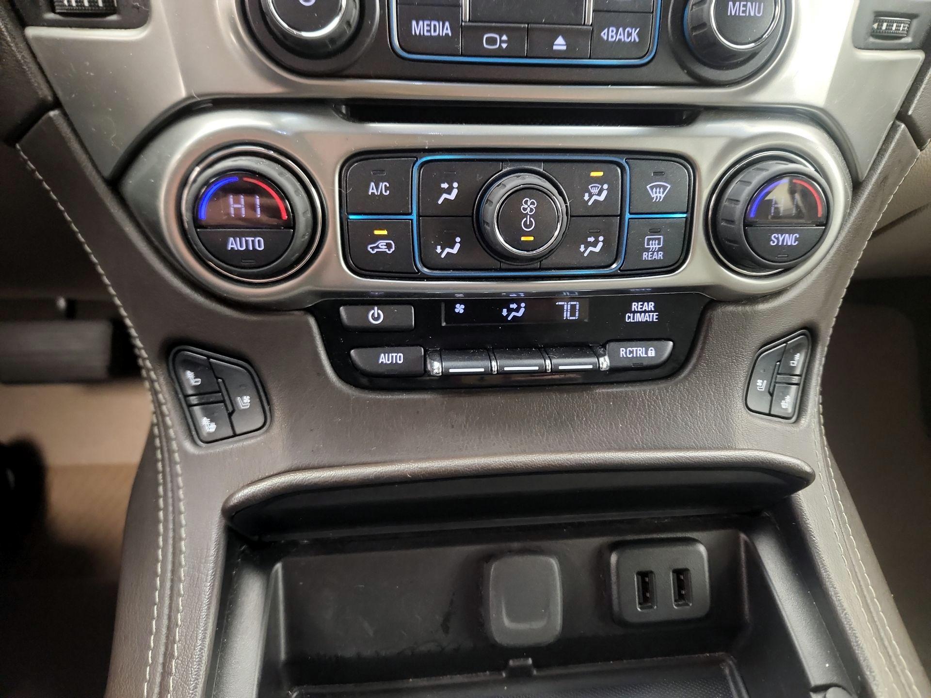 Thumbnail: 2018 Chevrolet Suburban - 16