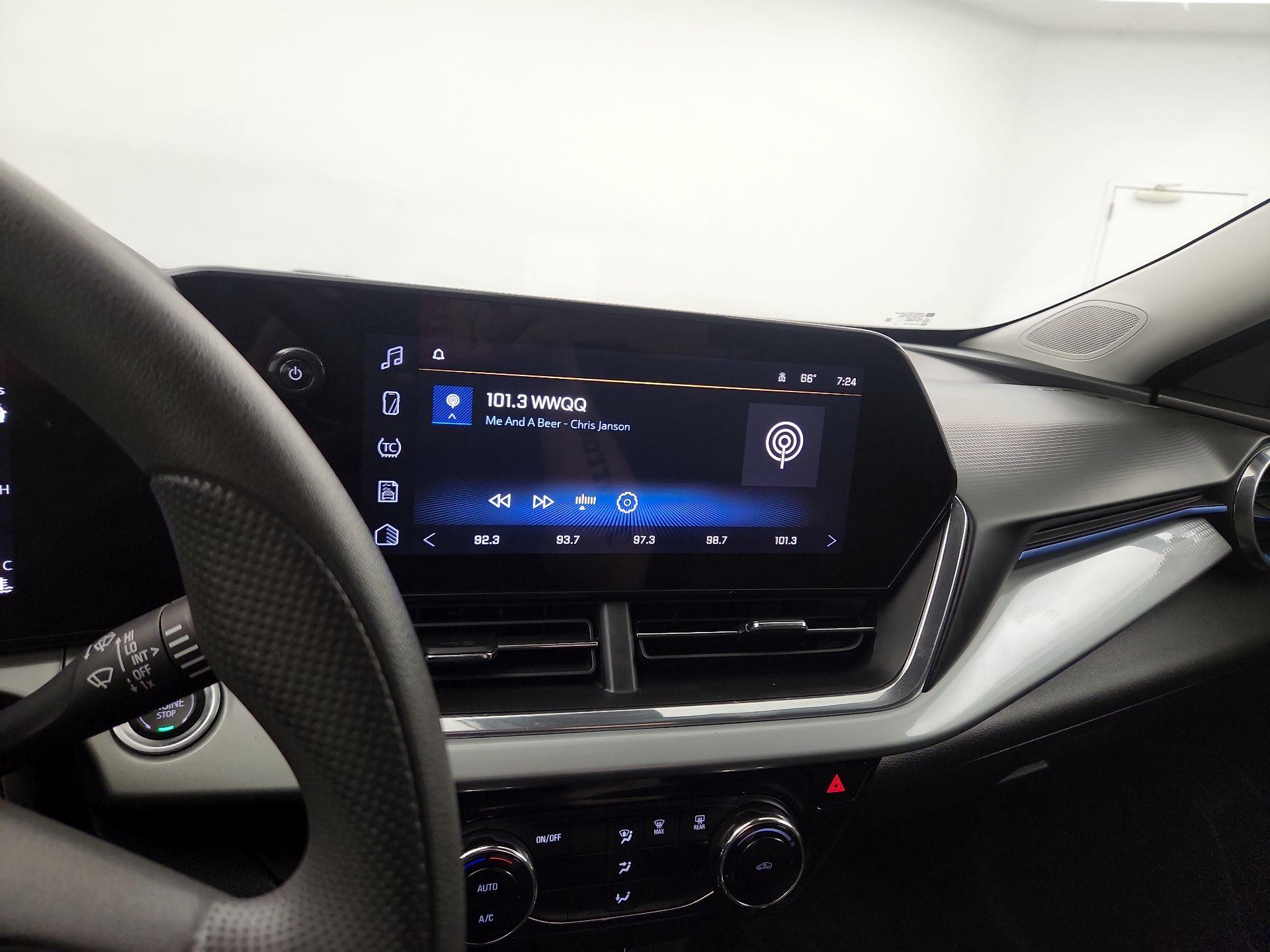 Thumbnail: 2025 Chevrolet Trax - 13