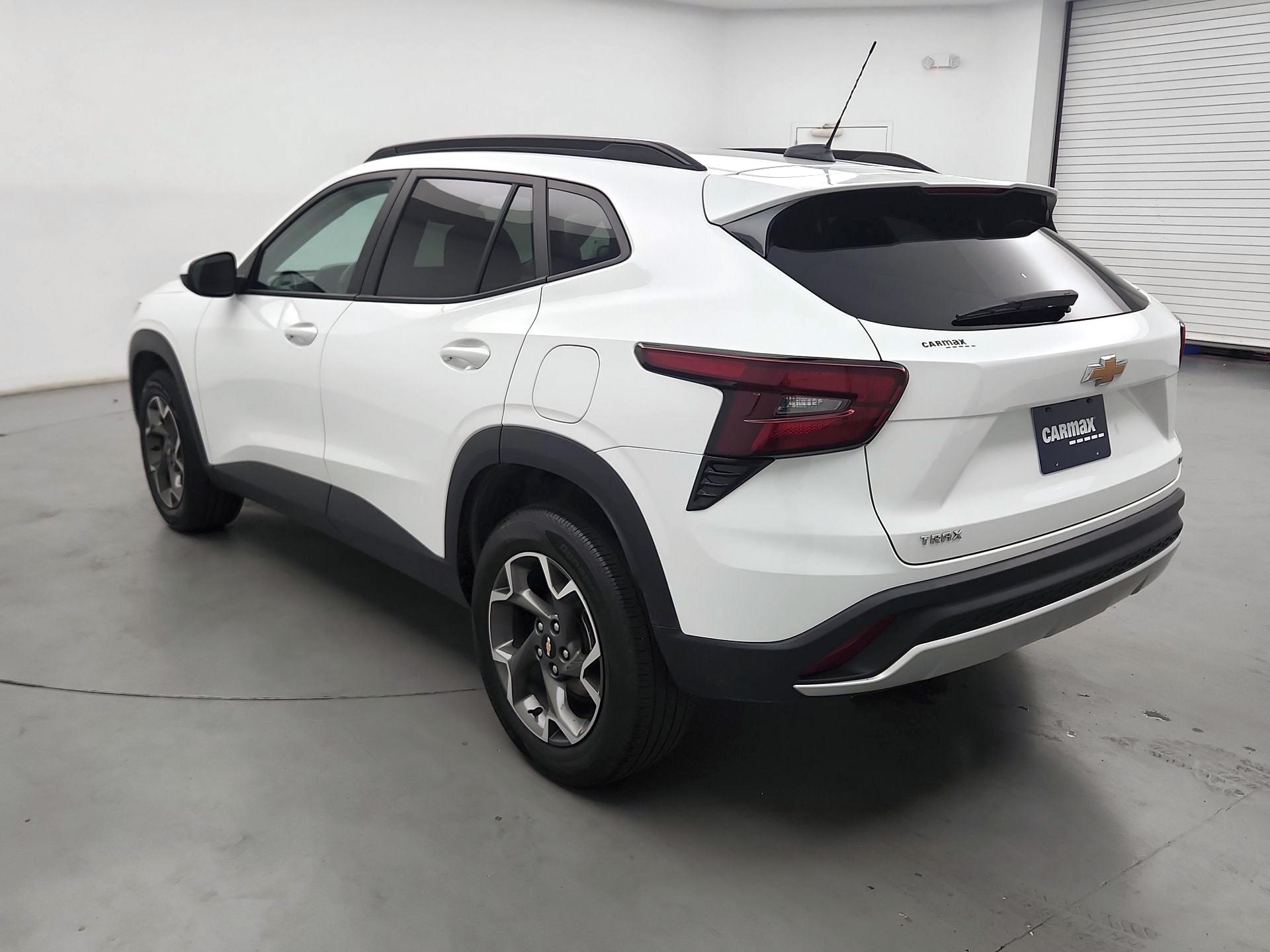 Thumbnail: 2025 Chevrolet Trax - 7