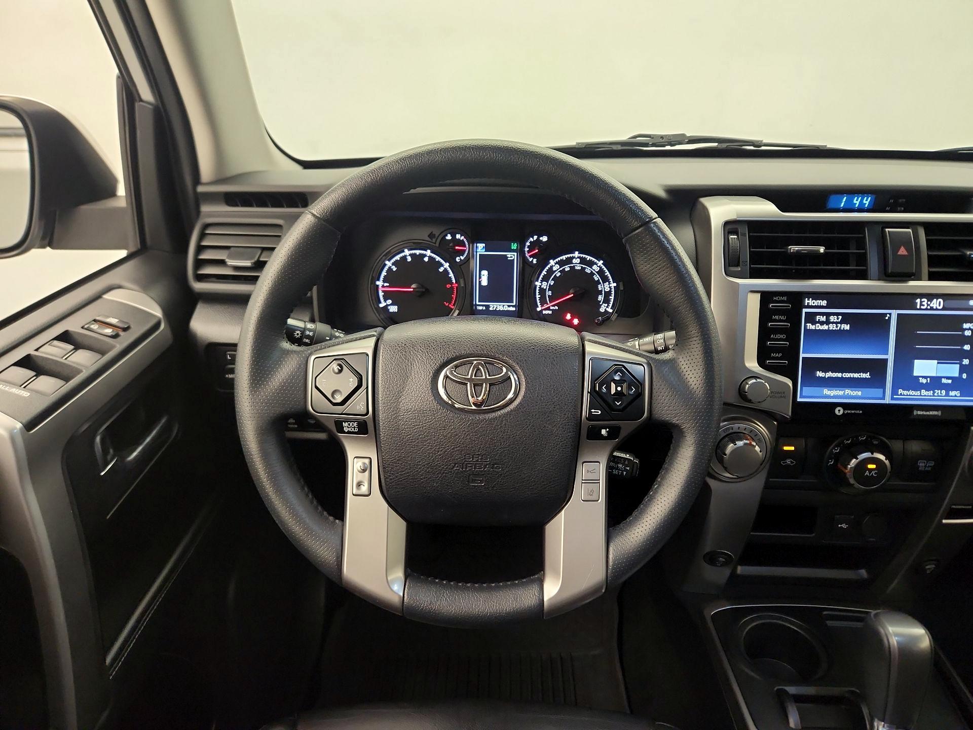 Thumbnail: 2022 Toyota 4Runner - 10