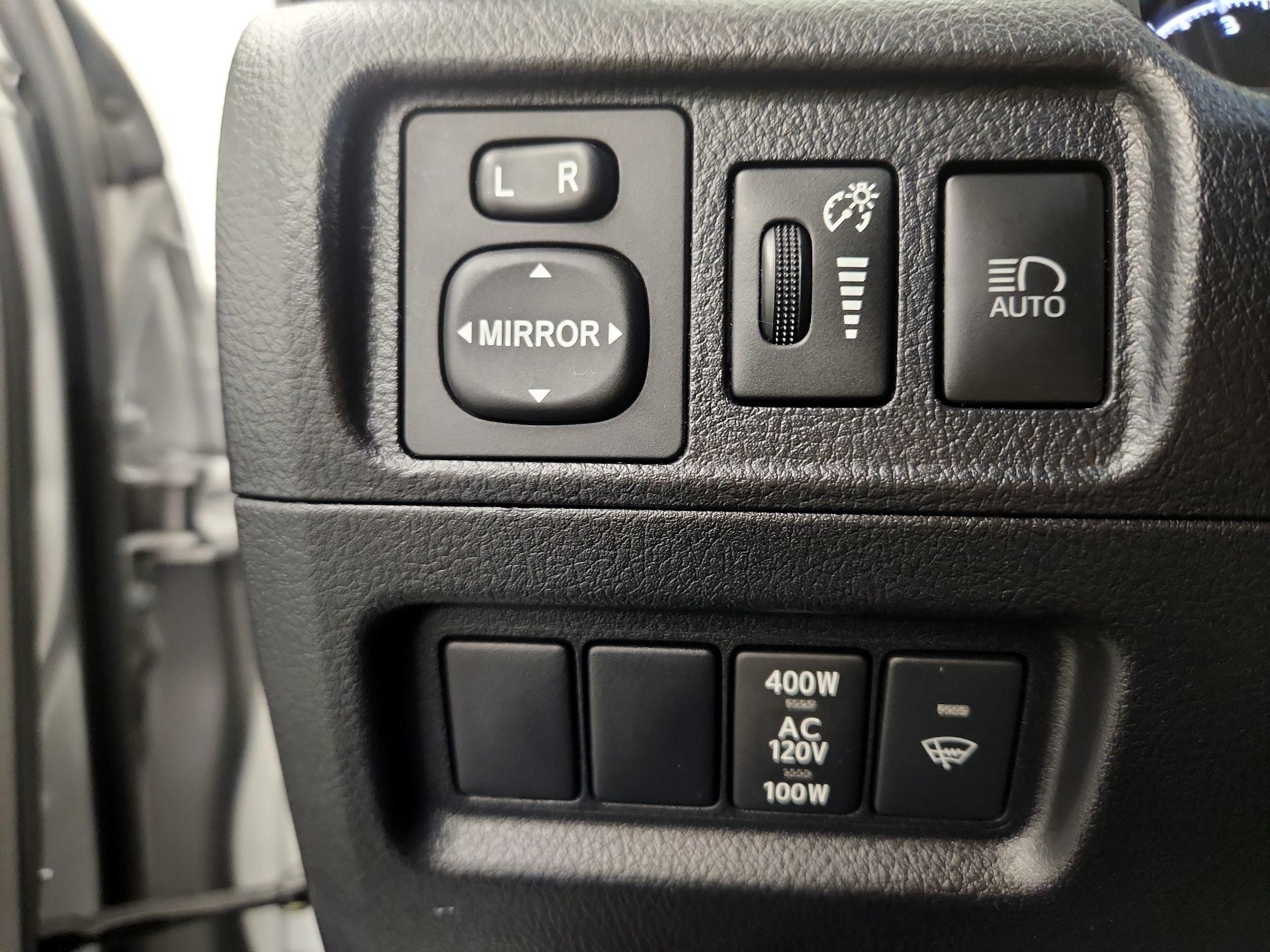 Thumbnail: 2022 Toyota 4Runner - 13