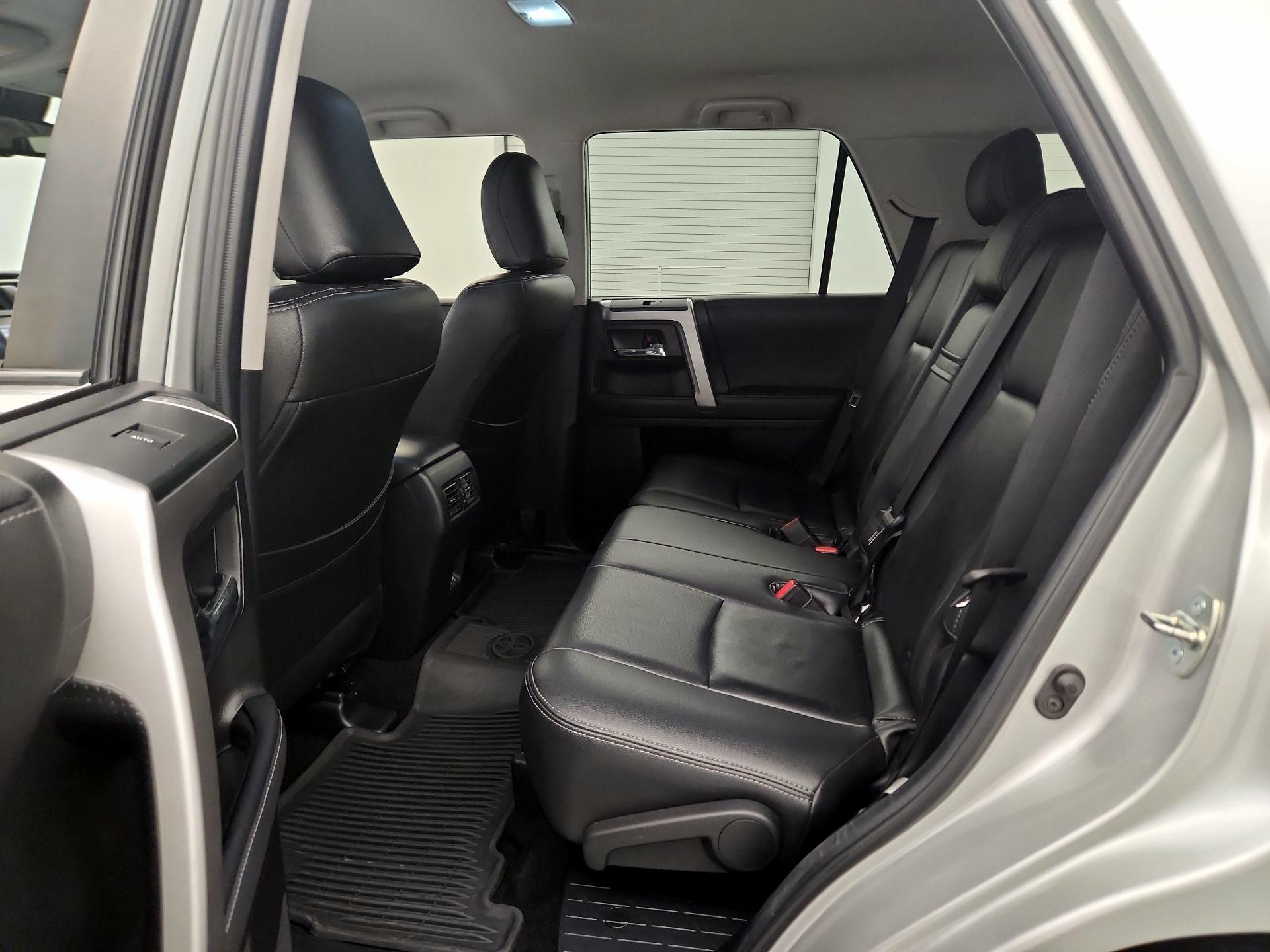 Thumbnail: 2022 Toyota 4Runner - 19