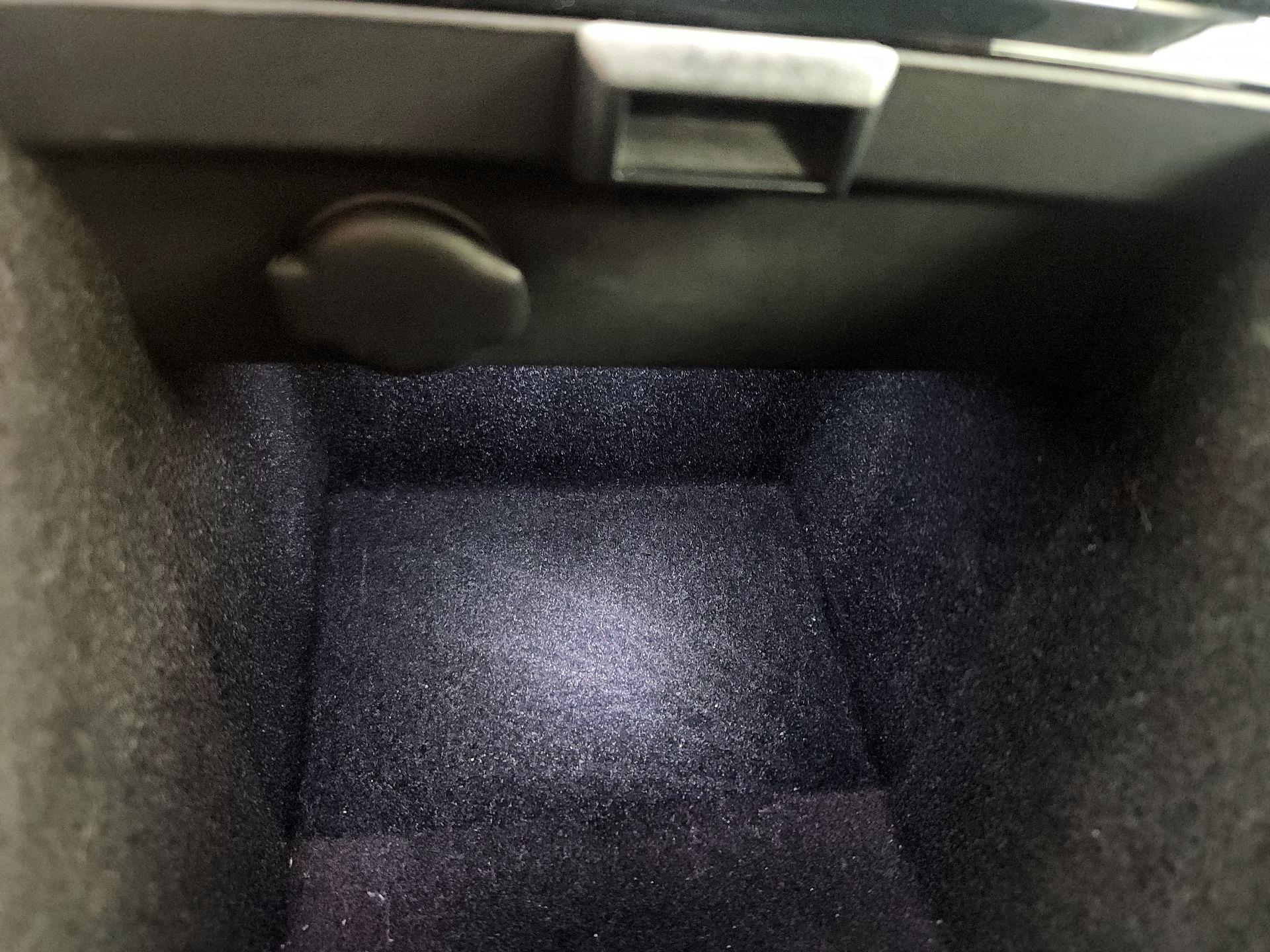 Thumbnail: 2020 Tesla Model 3 - 16