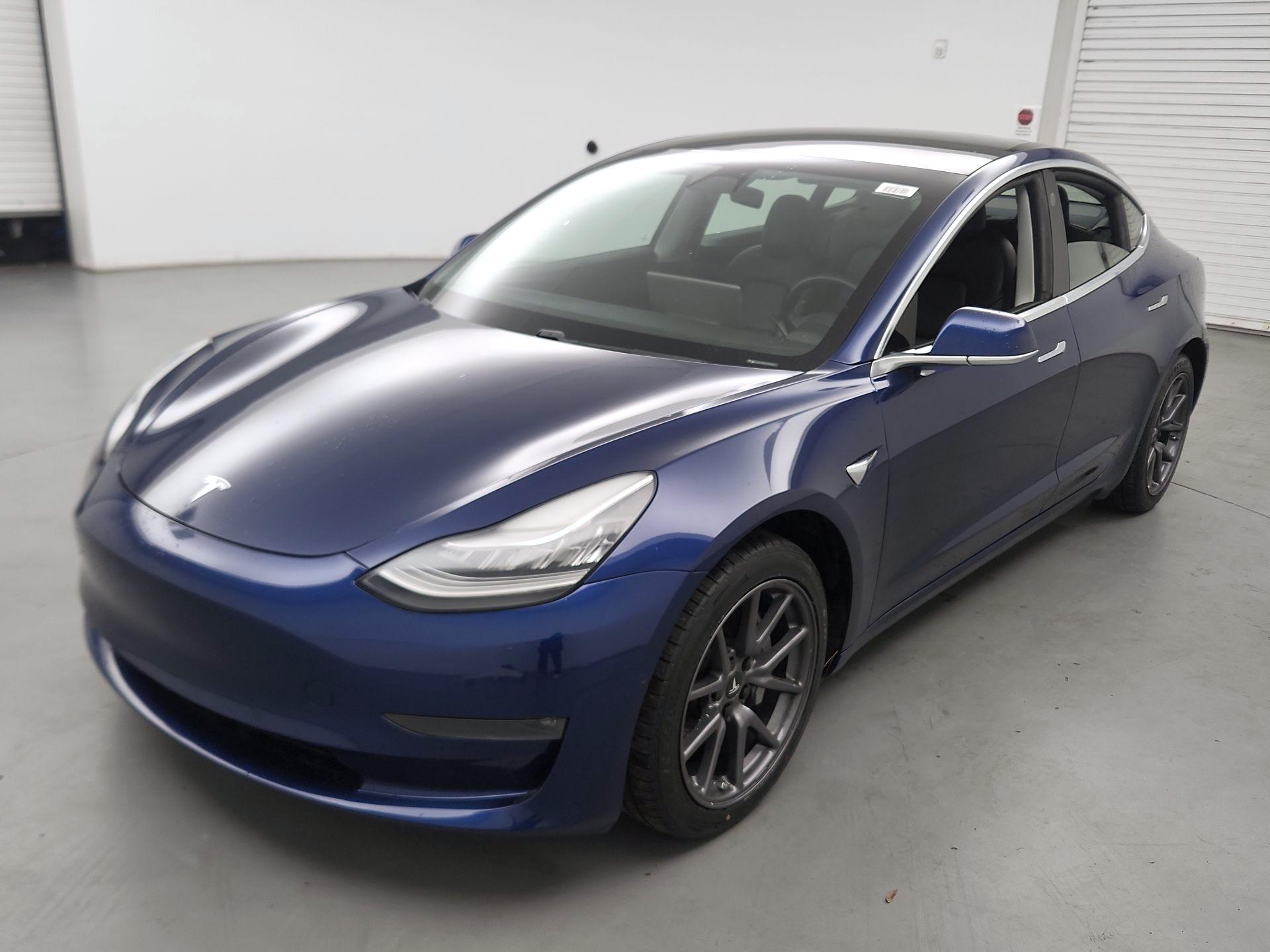 Thumbnail: 2020 Tesla Model 3 - 3