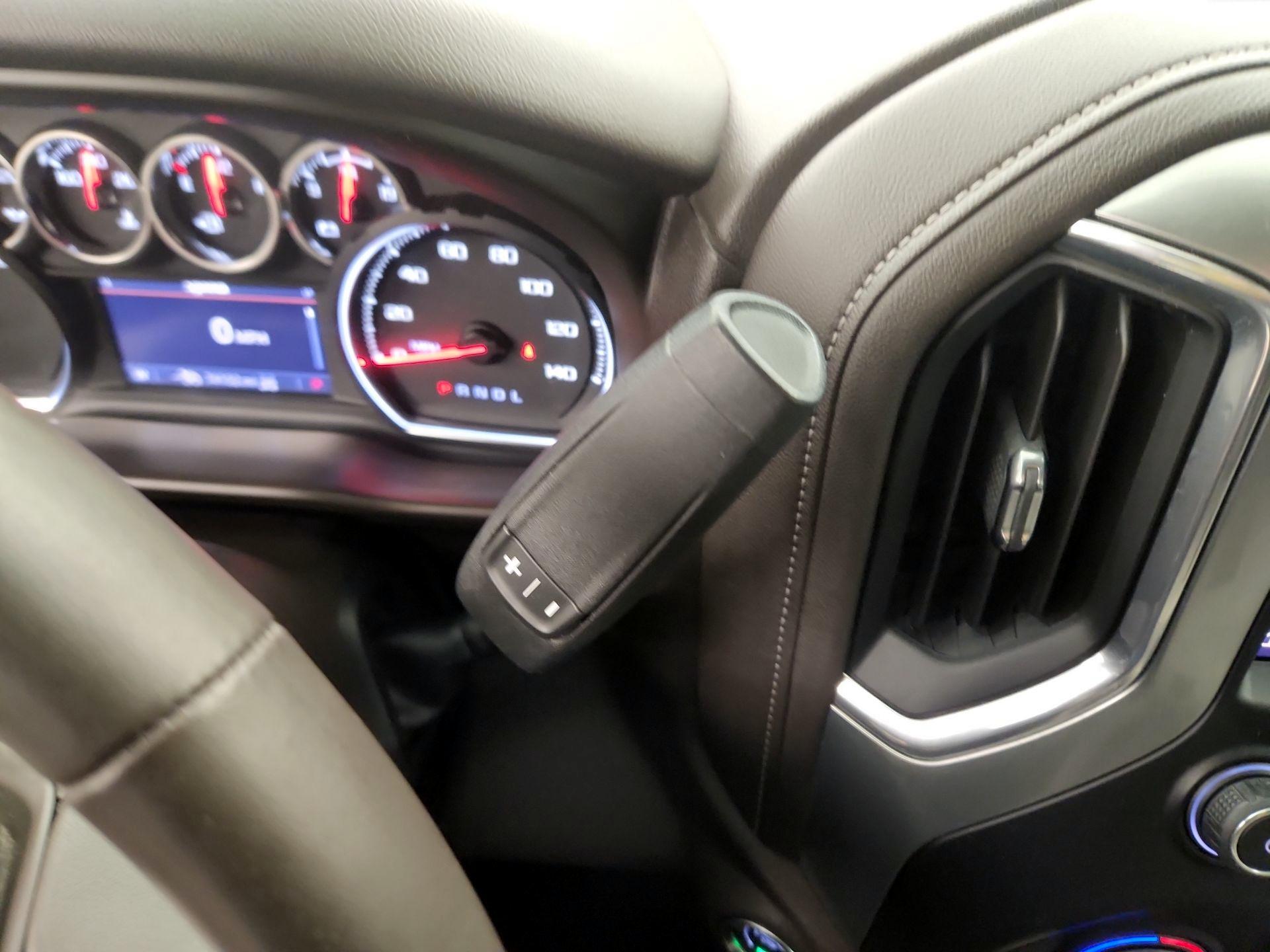 Thumbnail: 2020 Chevrolet Silverado 1500 - 15