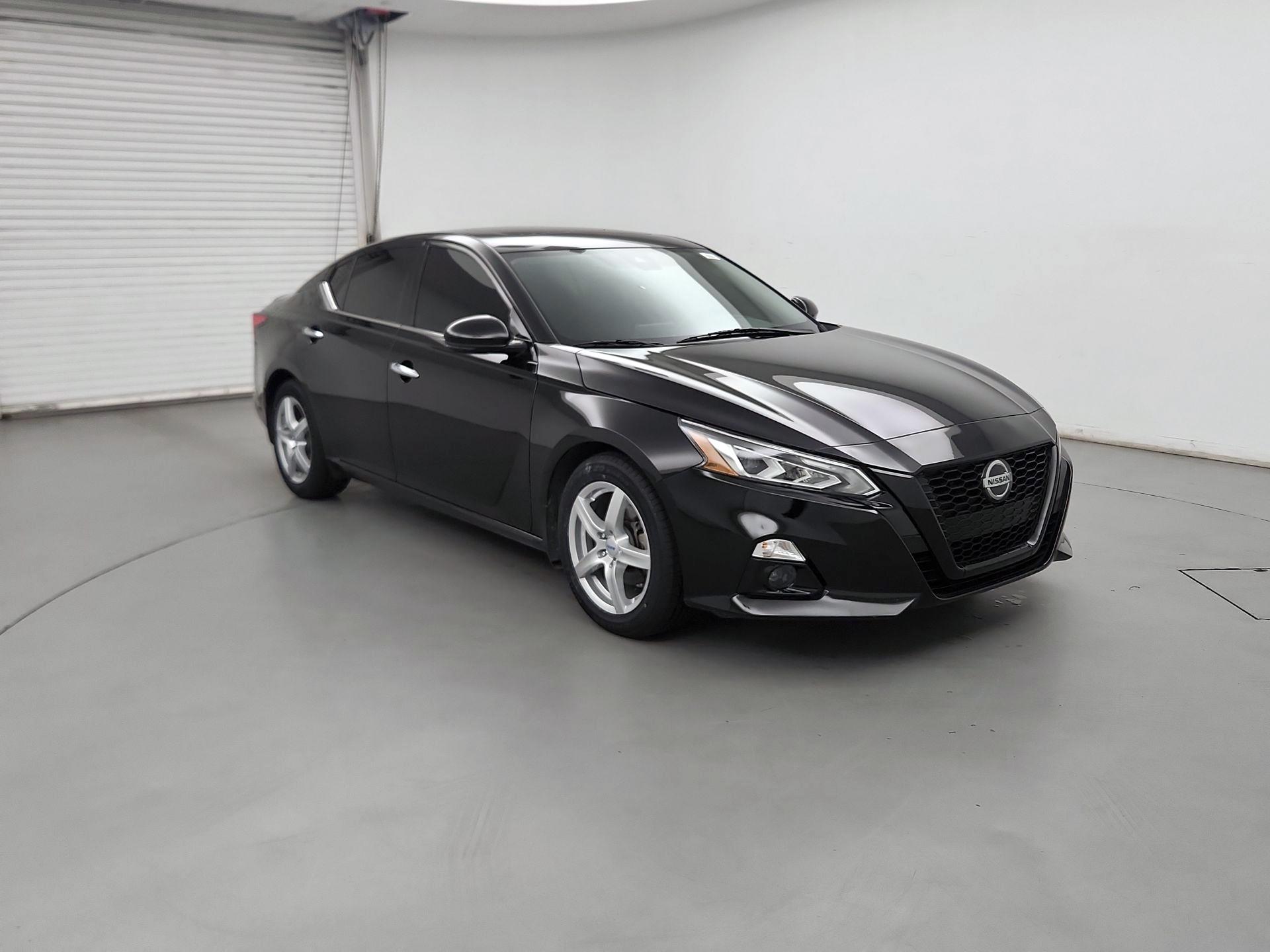 Thumbnail: 2022 Nissan Altima - 1