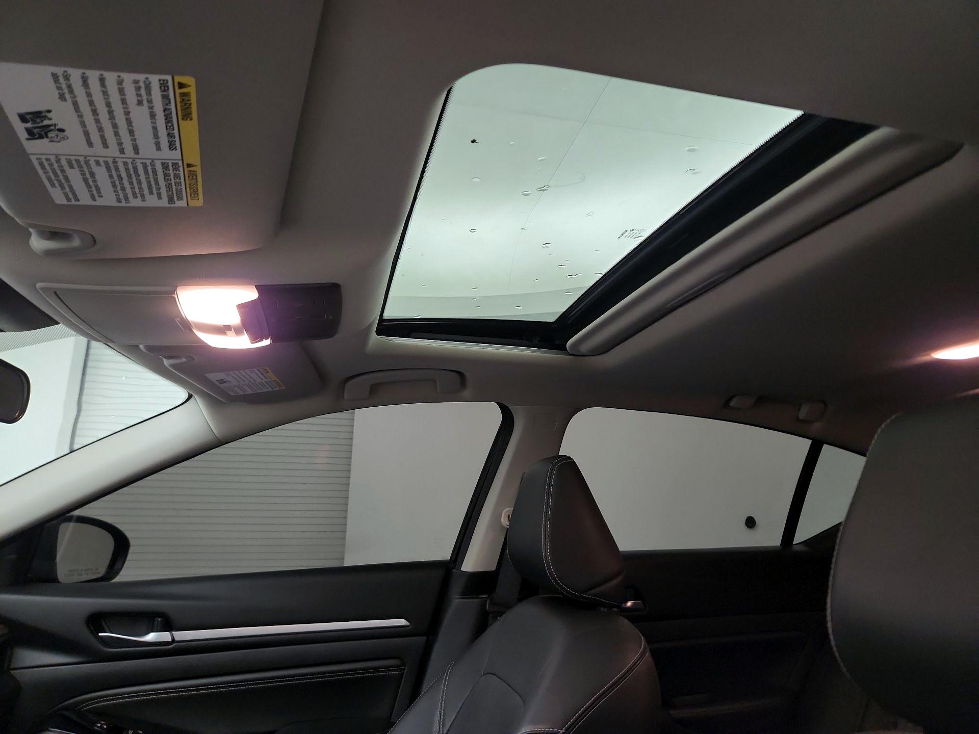 Thumbnail: 2022 Nissan Altima - 18