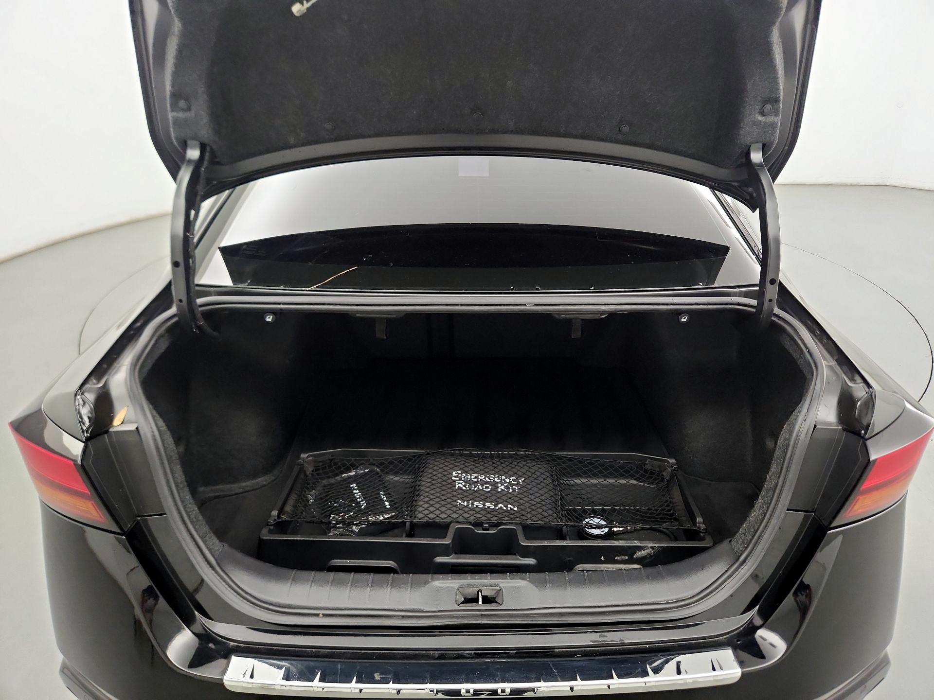 Thumbnail: 2022 Nissan Altima - 20