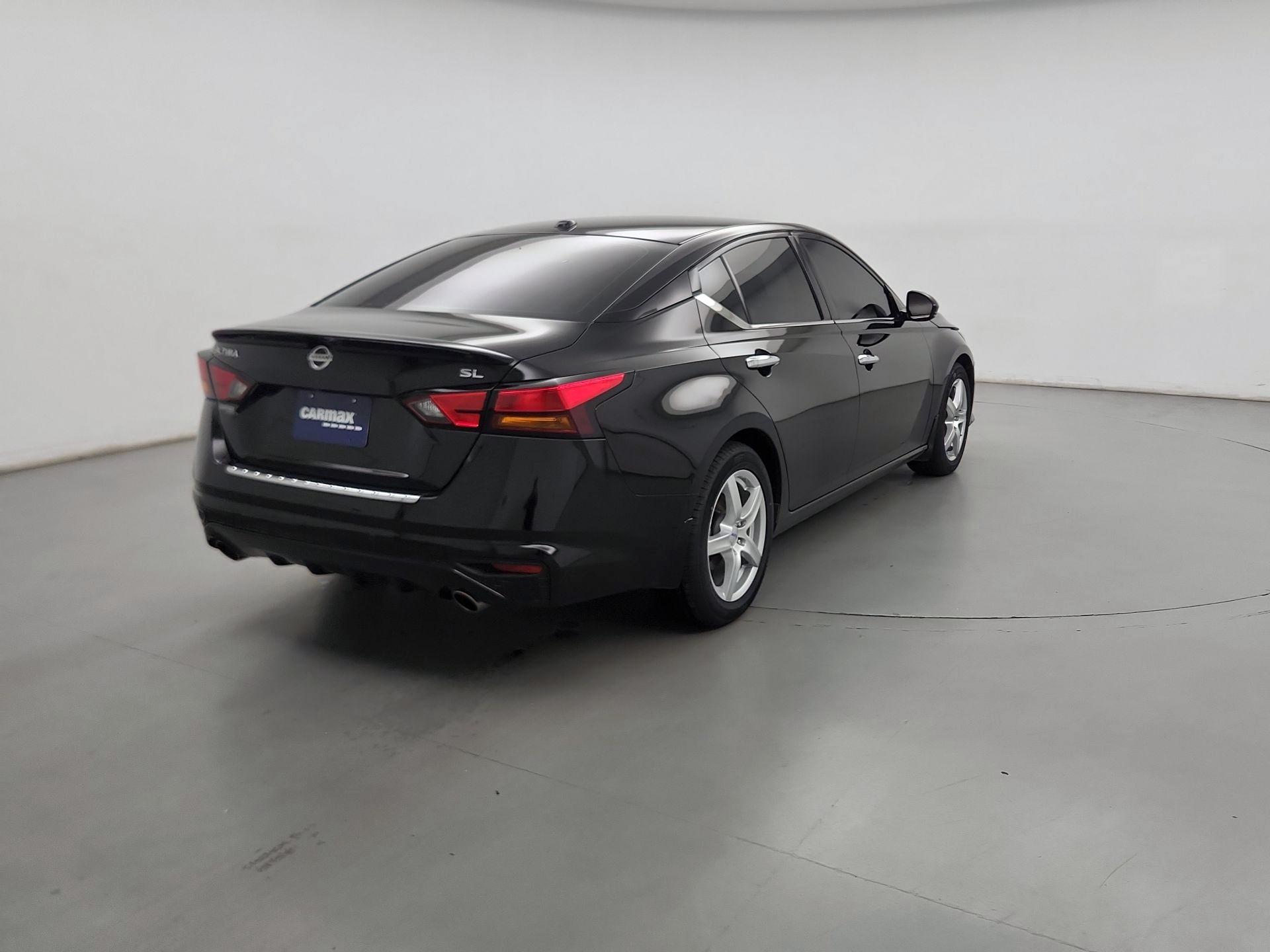 Thumbnail: 2022 Nissan Altima - 5