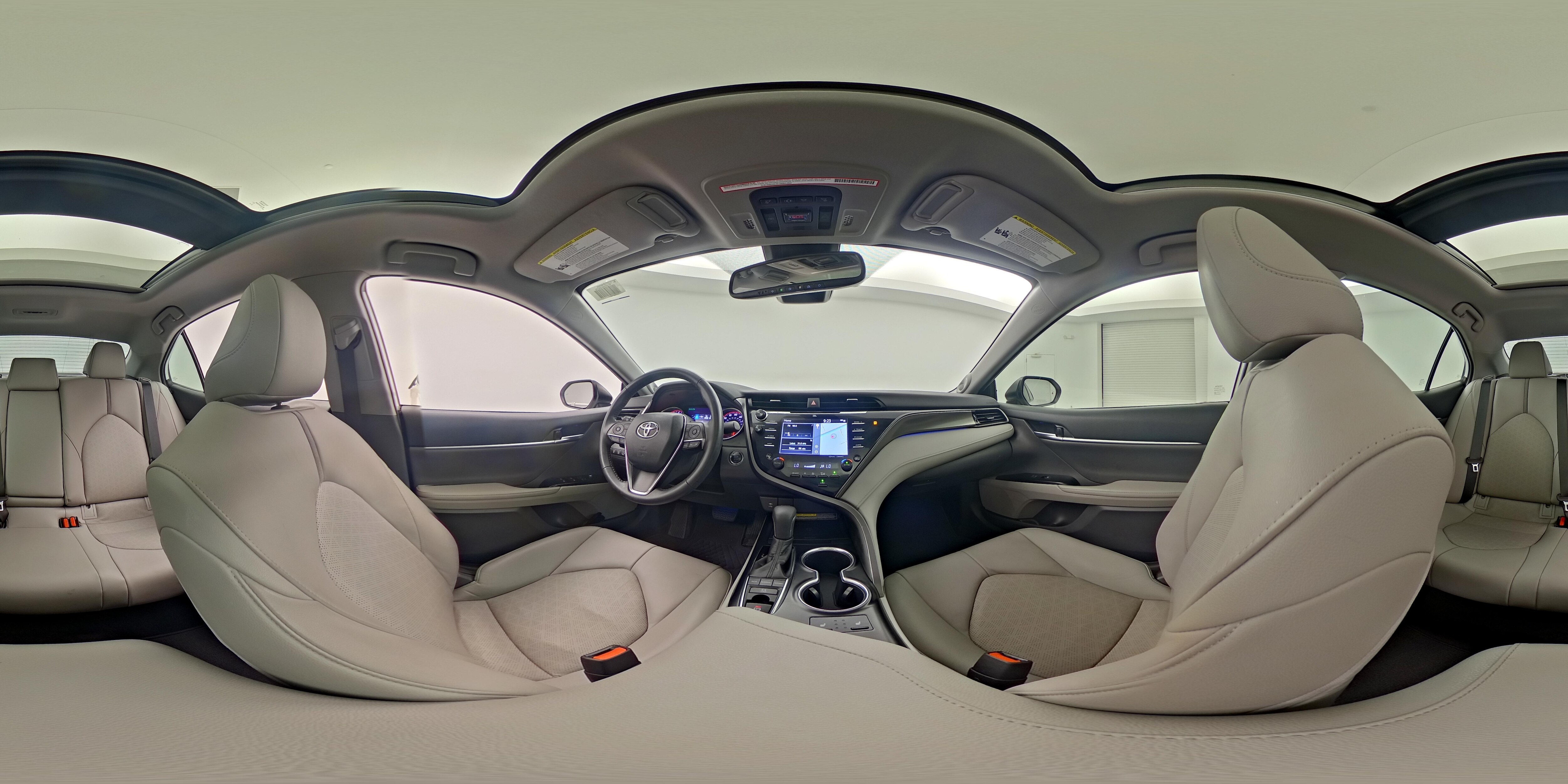 2019 Toyota Camry XSE - Photo 23