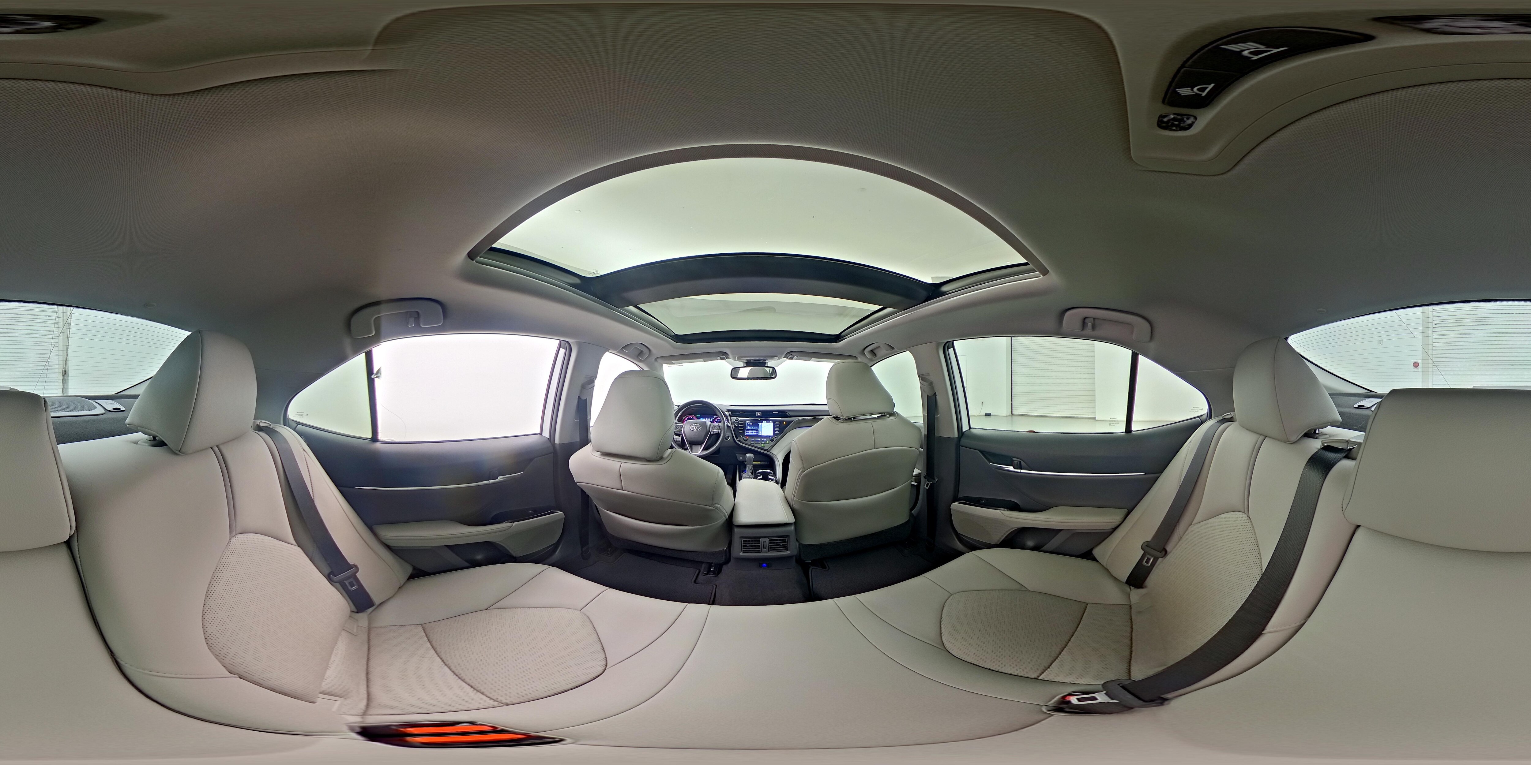 2019 Toyota Camry XSE - Photo 24