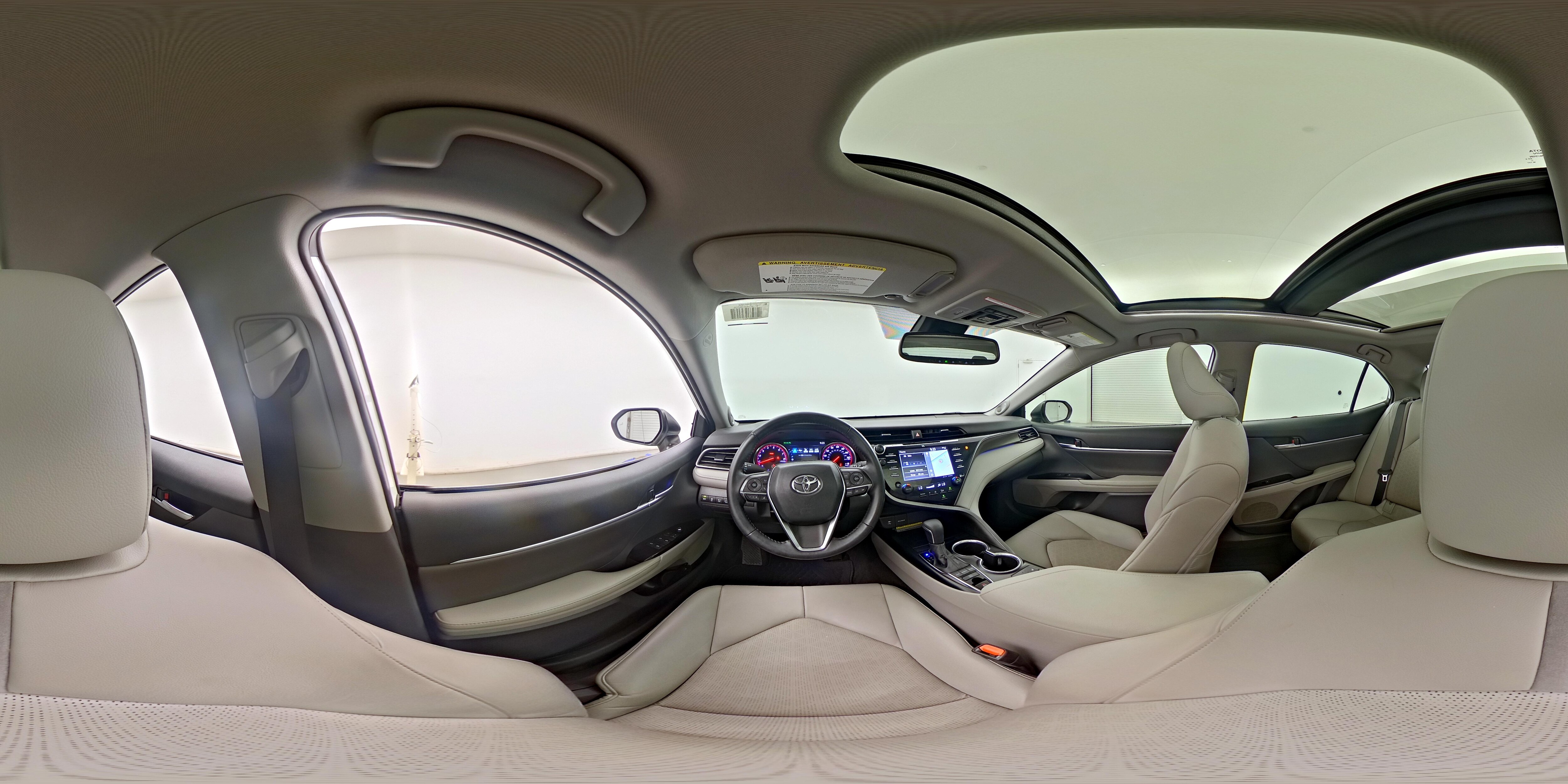 2019 Toyota Camry XSE - Photo 25