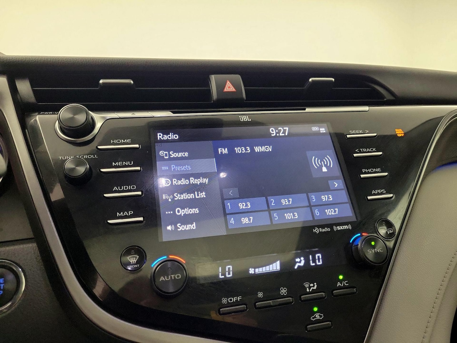 2019 Toyota Camry XSE - Photo 14