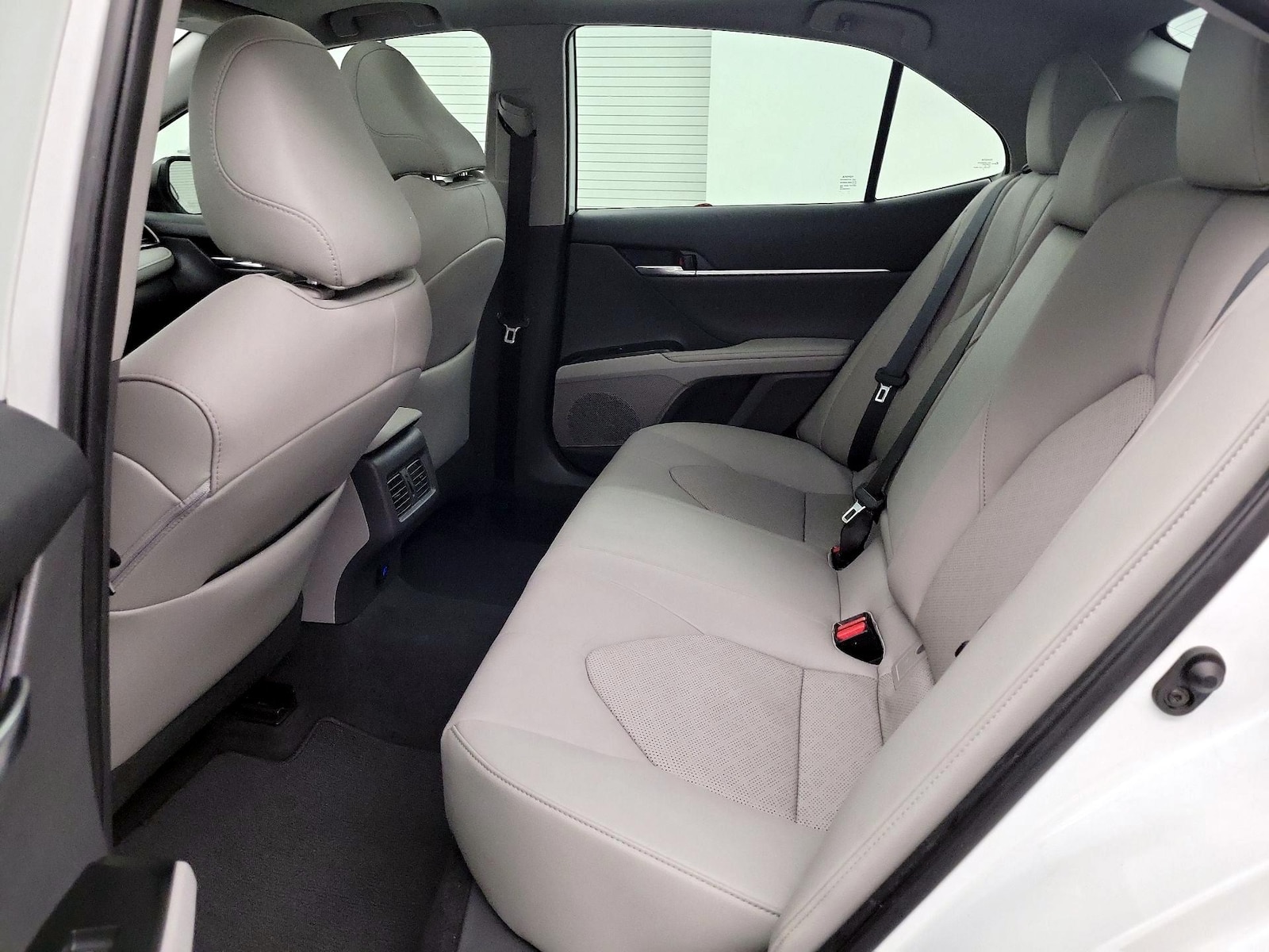 2019 Toyota Camry XSE - Photo 19