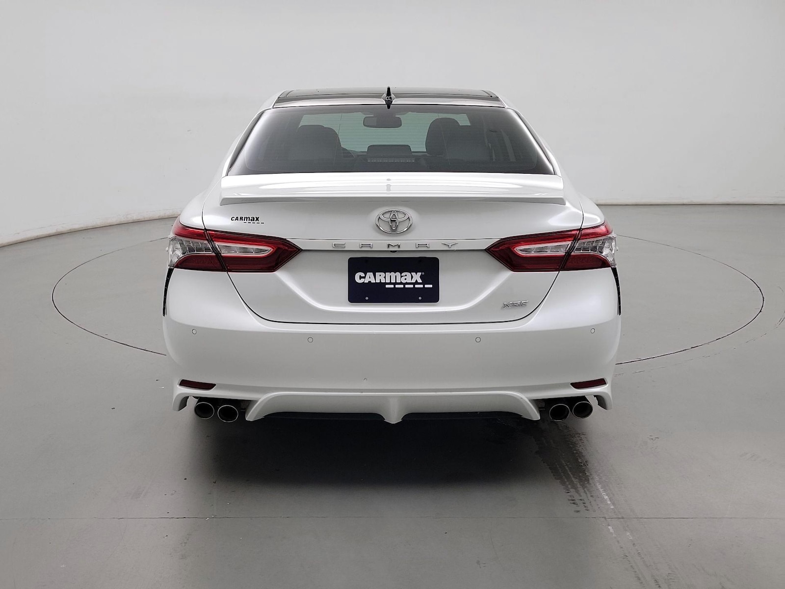 2019 Toyota Camry XSE - Photo 6