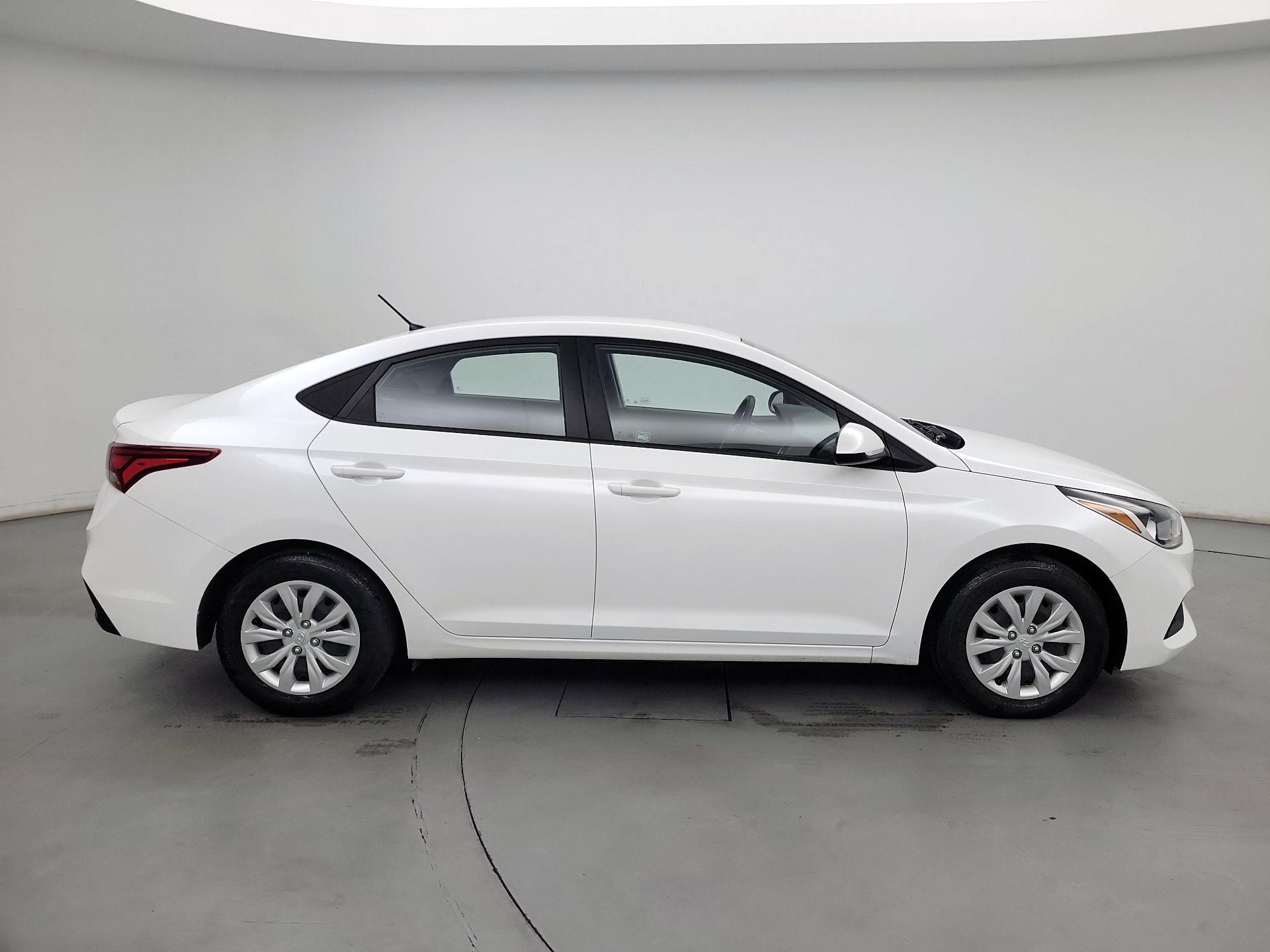 Thumbnail: 2020 Hyundai Accent - 4