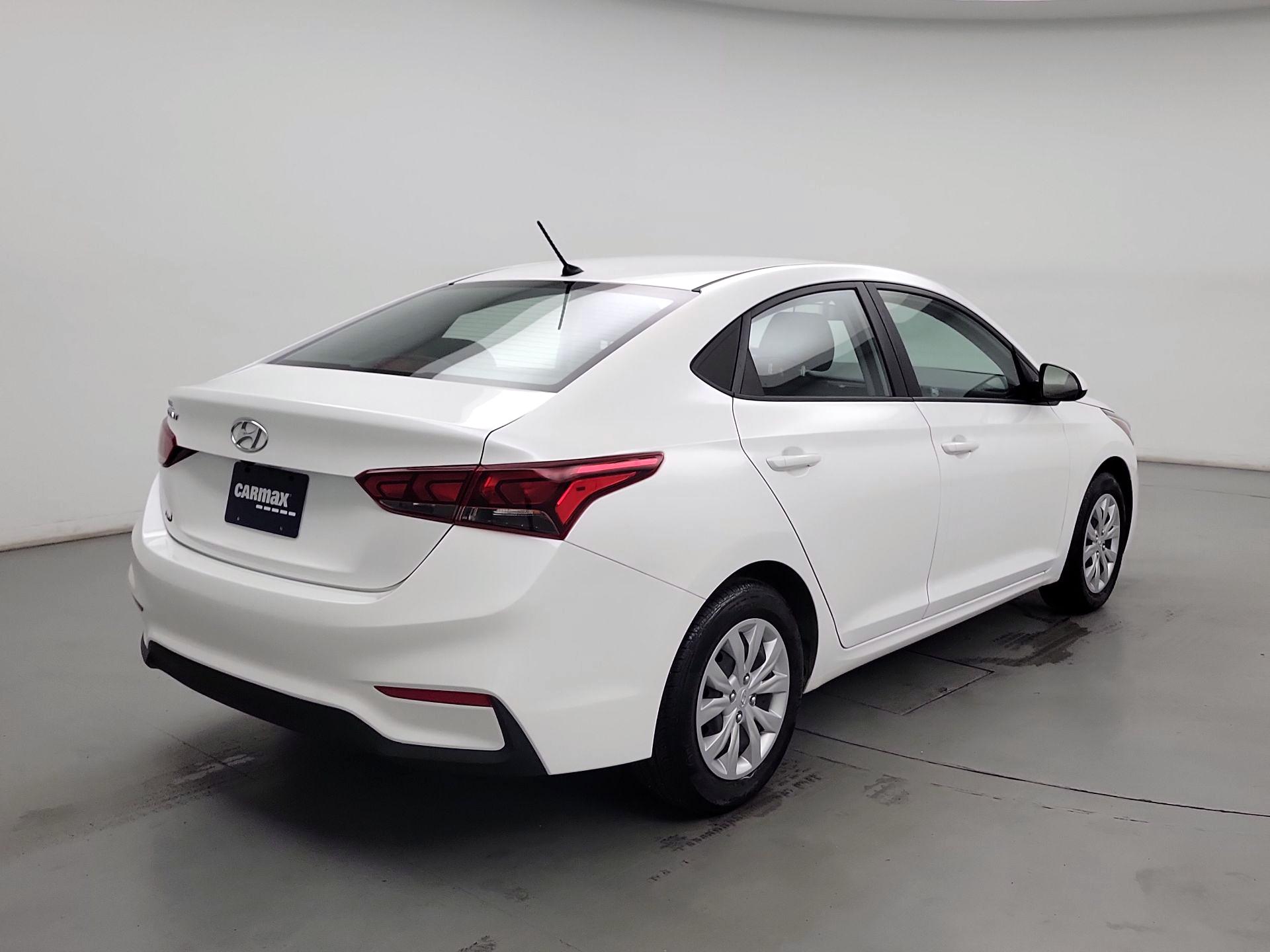 Thumbnail: 2020 Hyundai Accent - 5