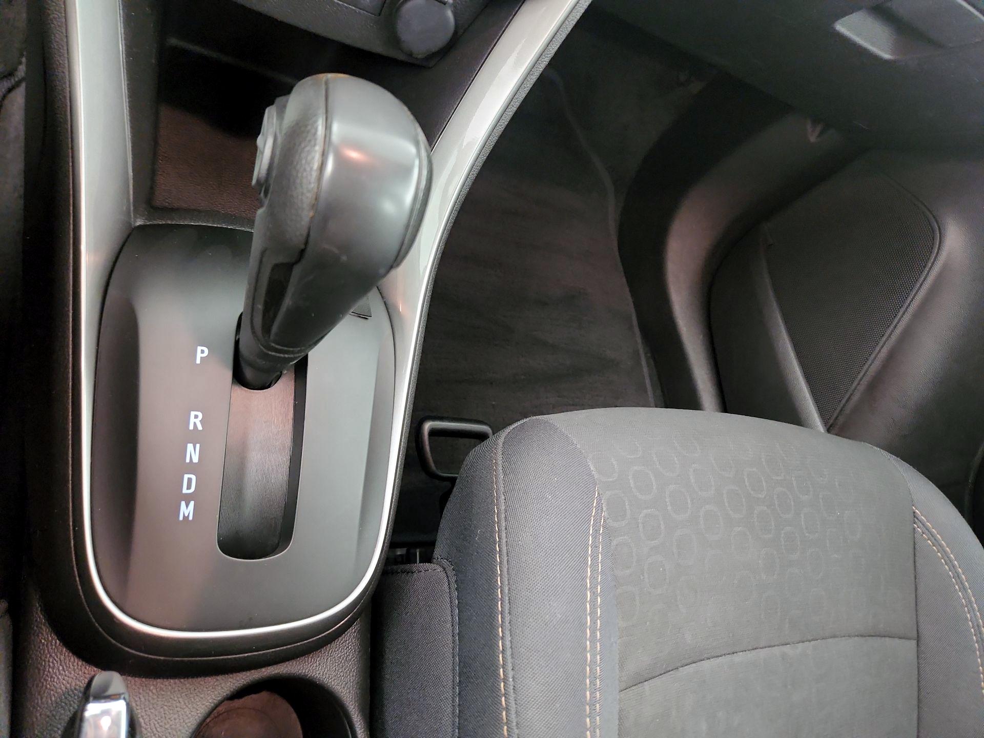 Thumbnail: 2020 Chevrolet Trax - 15