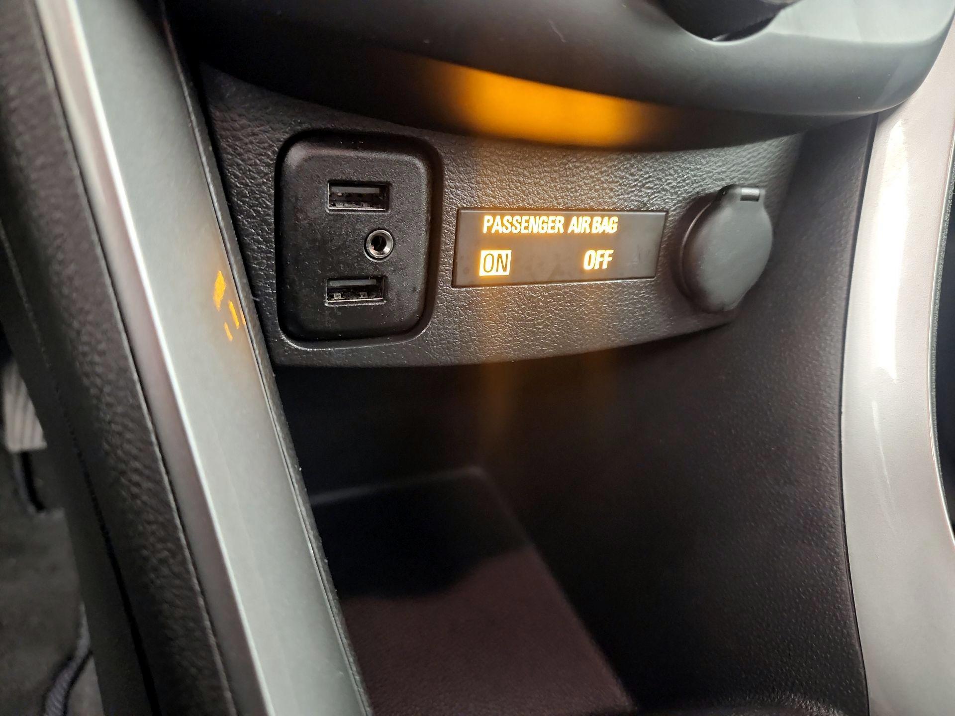 Thumbnail: 2020 Chevrolet Trax - 16