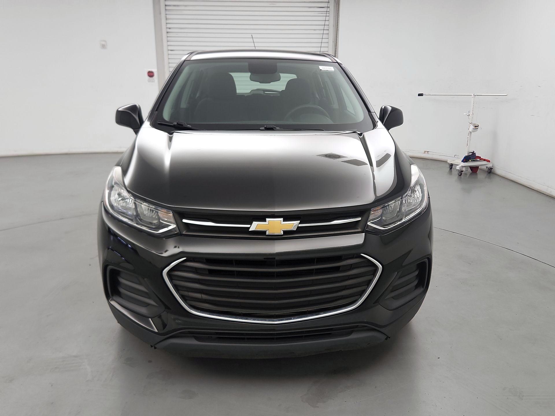 Thumbnail: 2020 Chevrolet Trax - 2