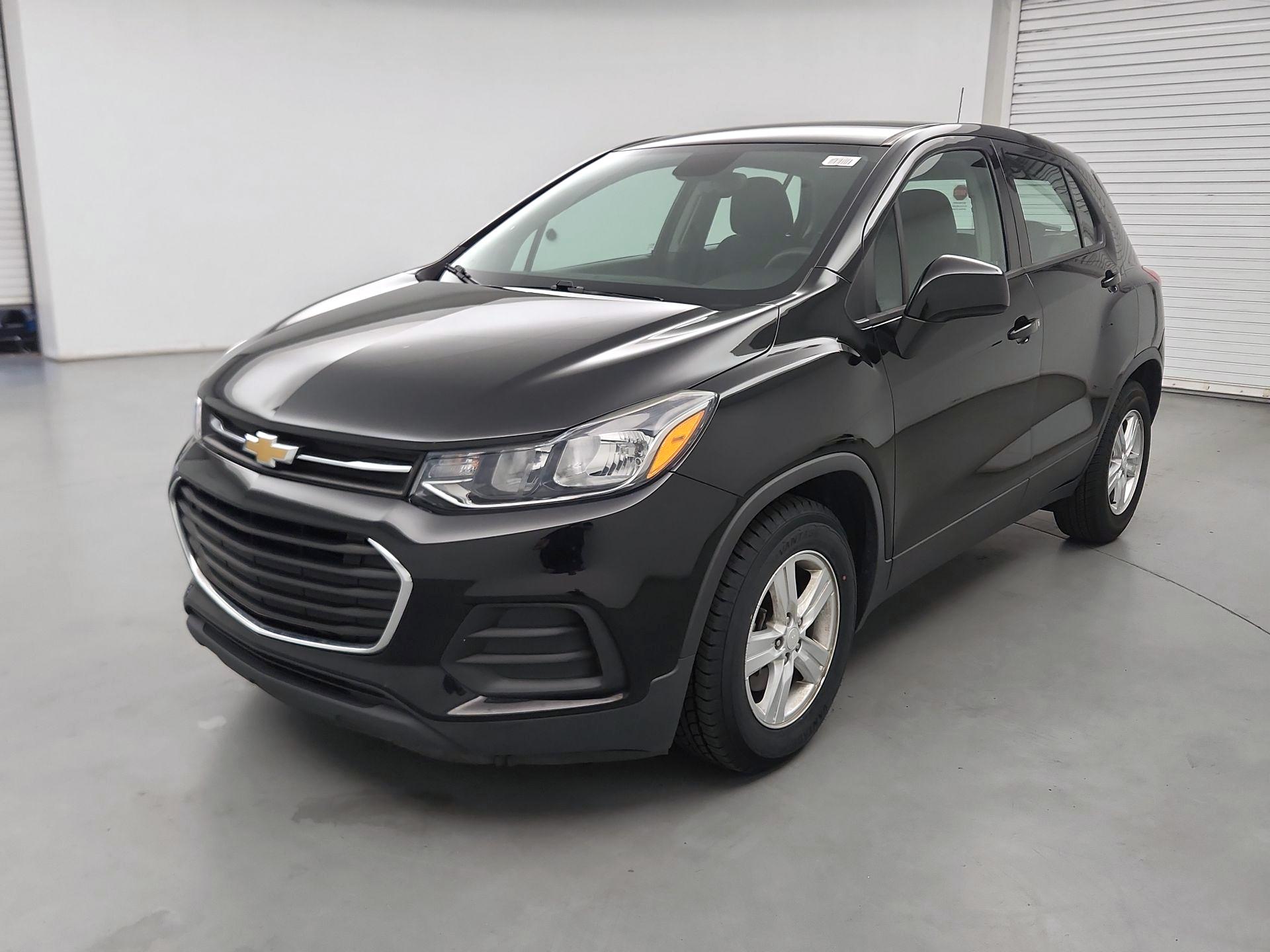 Thumbnail: 2020 Chevrolet Trax - 3