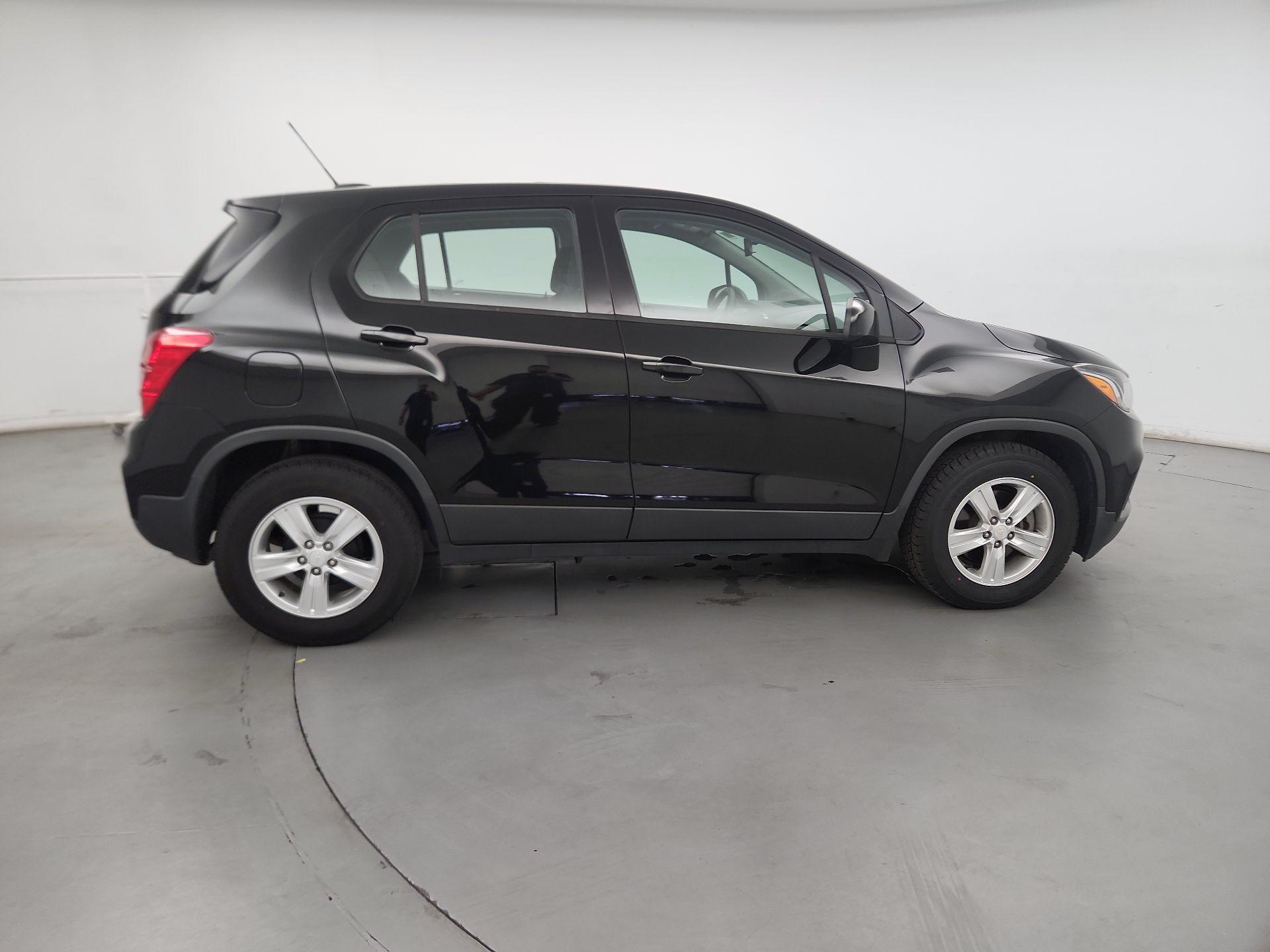 Thumbnail: 2020 Chevrolet Trax - 4