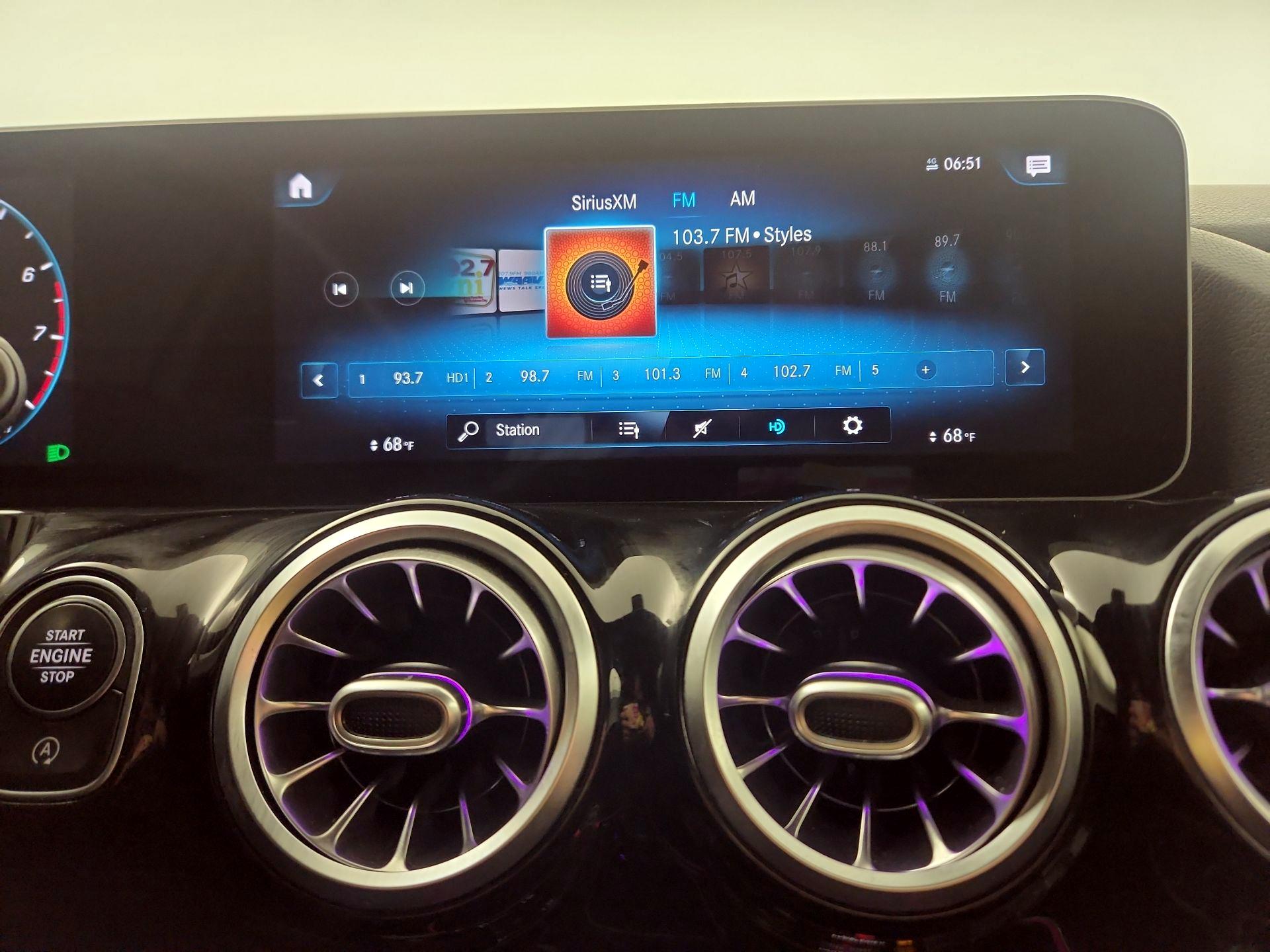 Thumbnail: 2021 Mercedes-Benz GLA - 13