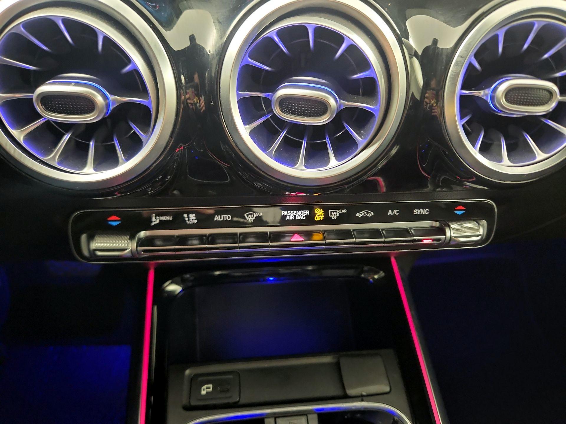 Thumbnail: 2021 Mercedes-Benz GLA - 14