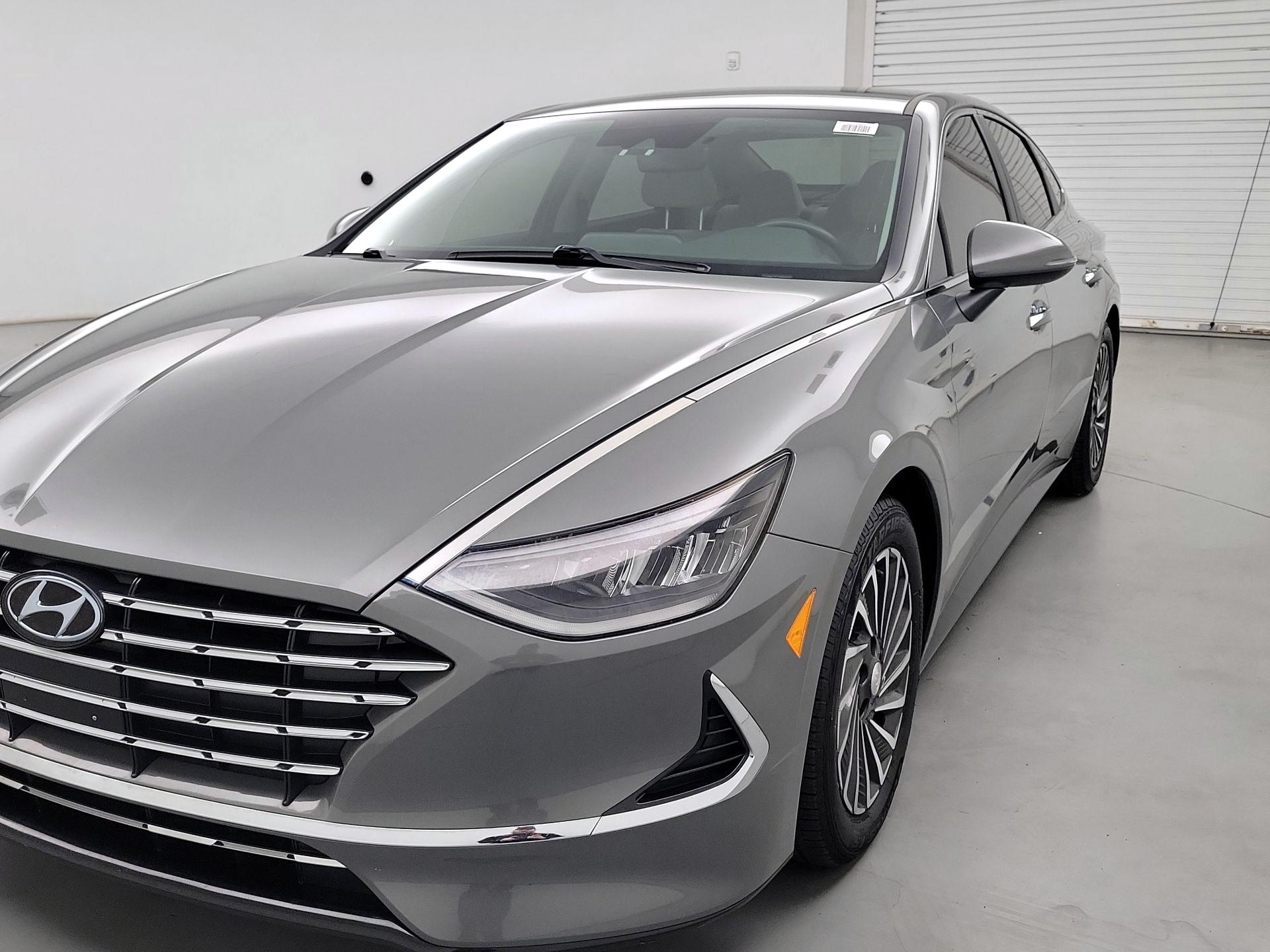 Thumbnail: 2022 Hyundai Sonata - 3