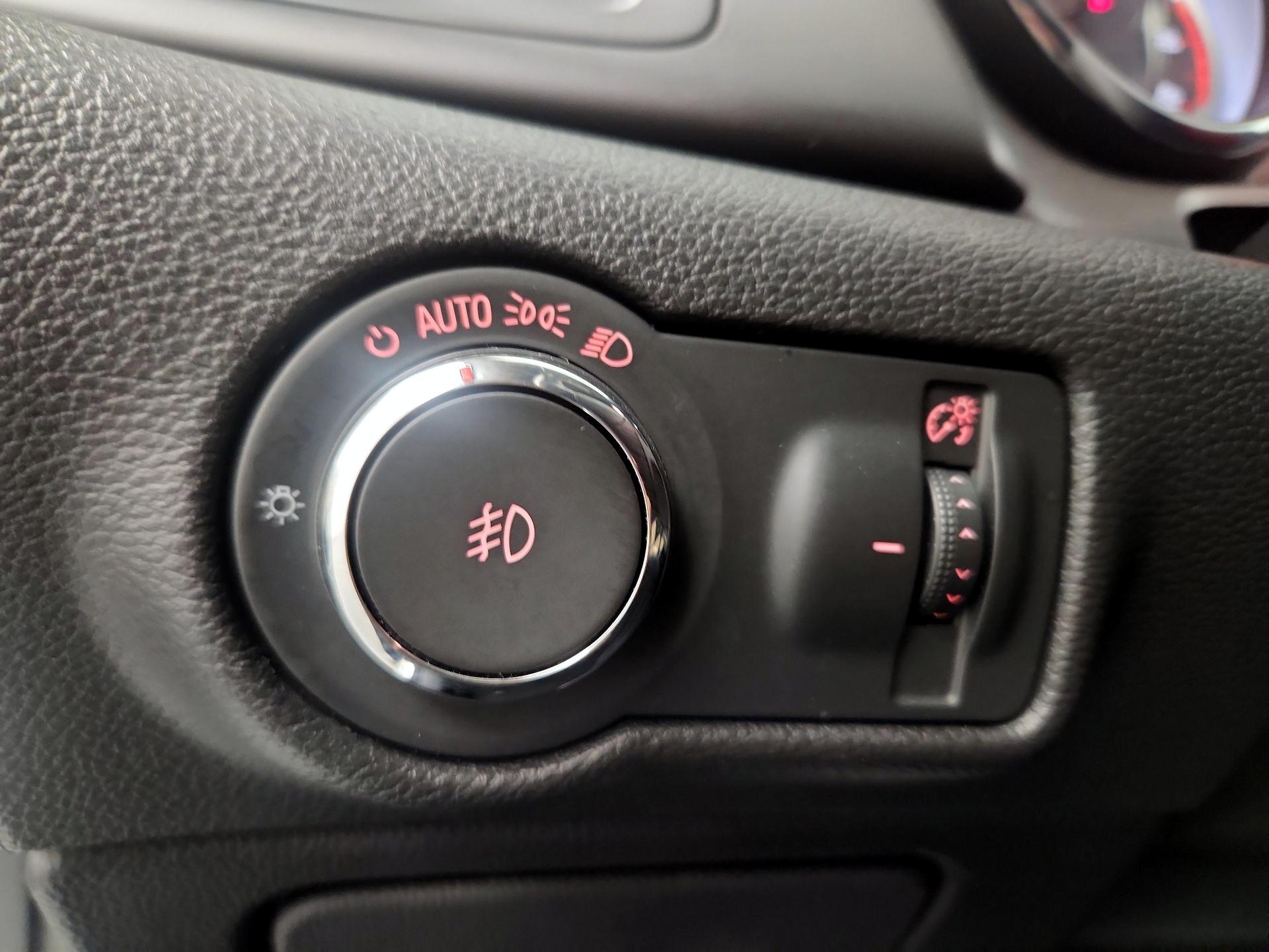 Thumbnail: 2019 Buick Cascada - 11