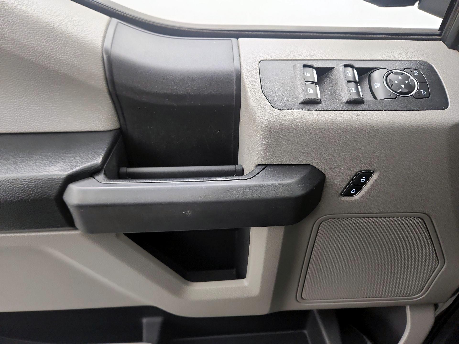 Thumbnail: 2018 Ford F-150 - 10