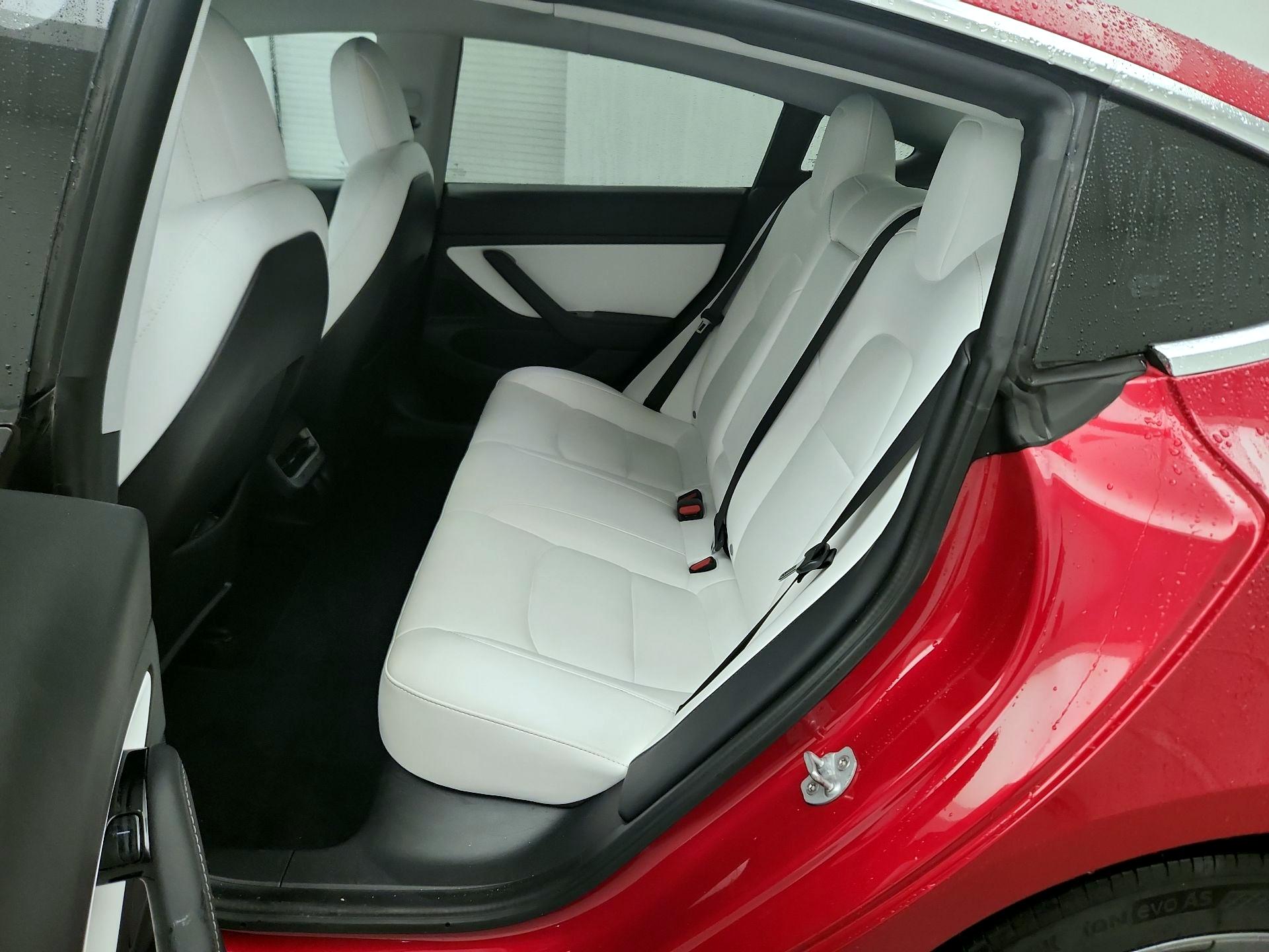 Thumbnail: 2020 Tesla Model 3 - 17