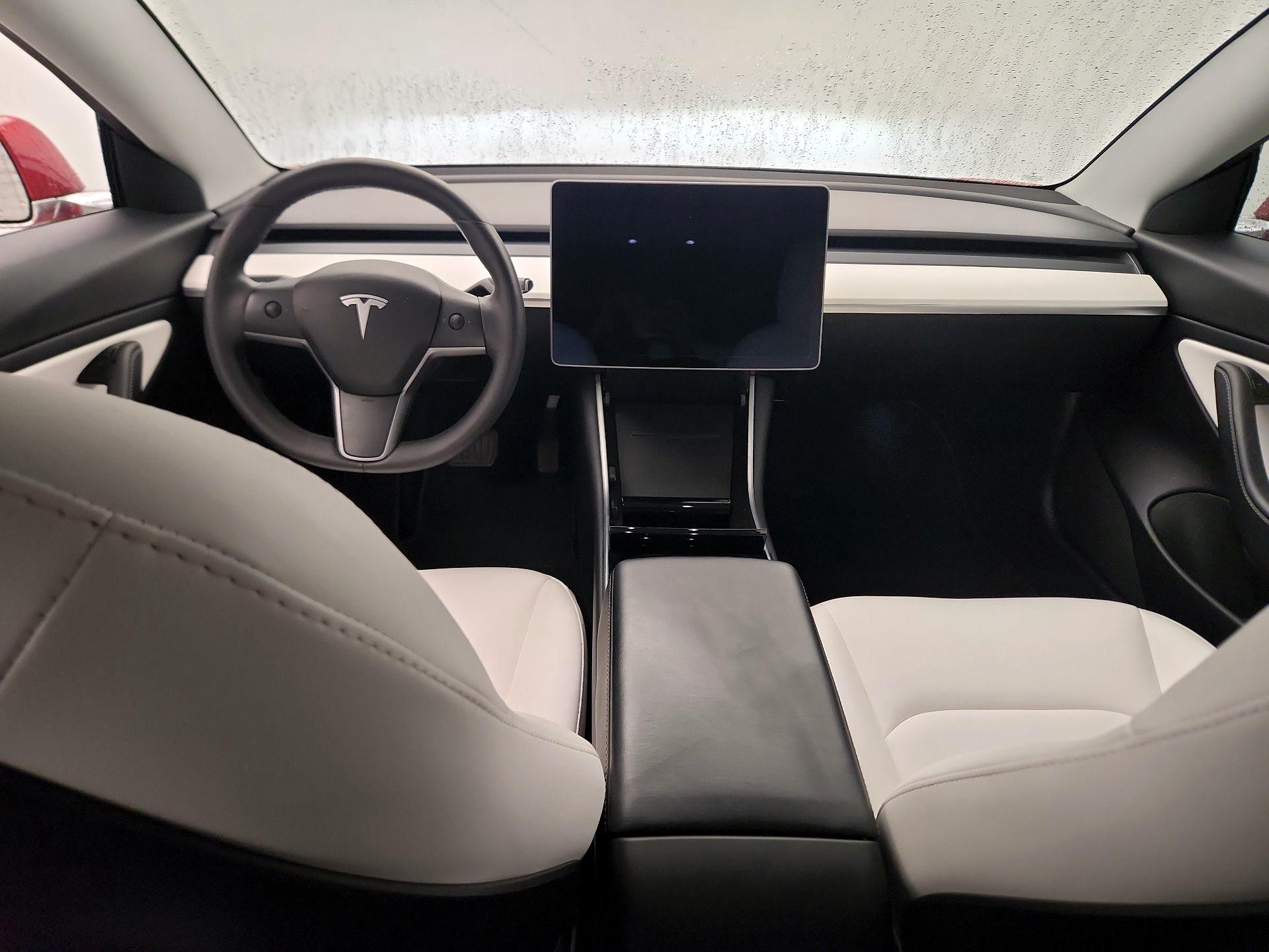 Thumbnail: 2020 Tesla Model 3 - 8