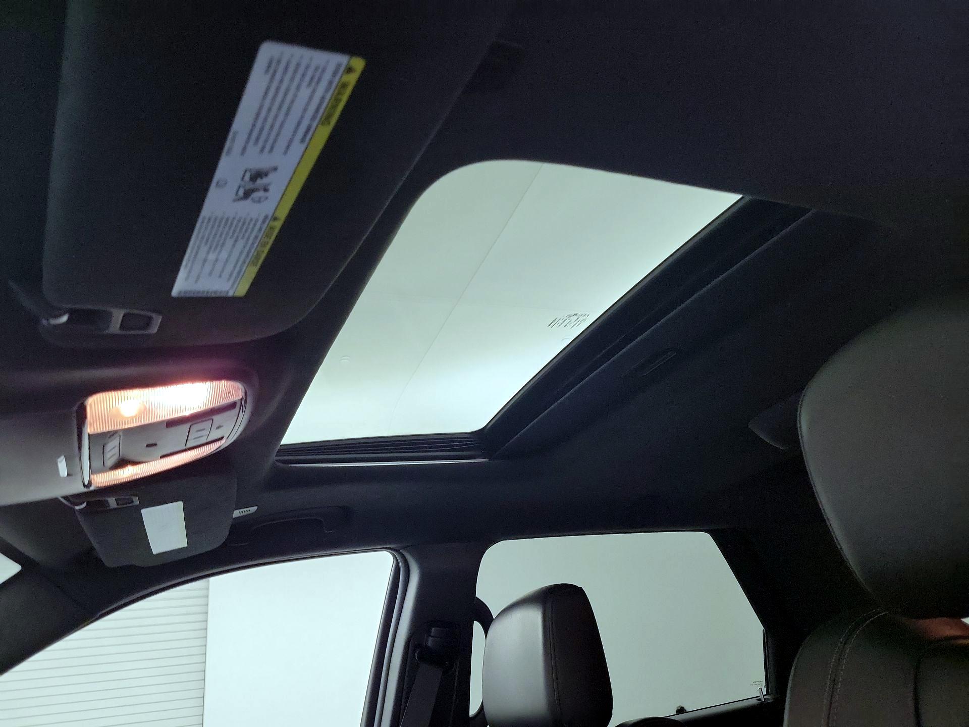 Thumbnail: 2022 Dodge Durango - 18