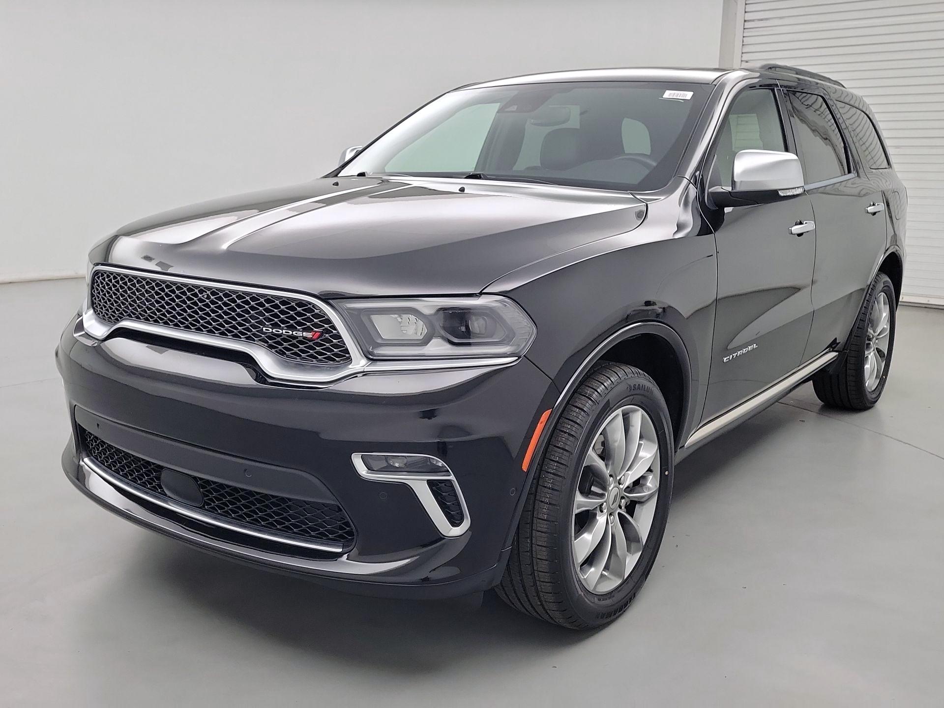 Thumbnail: 2022 Dodge Durango - 3