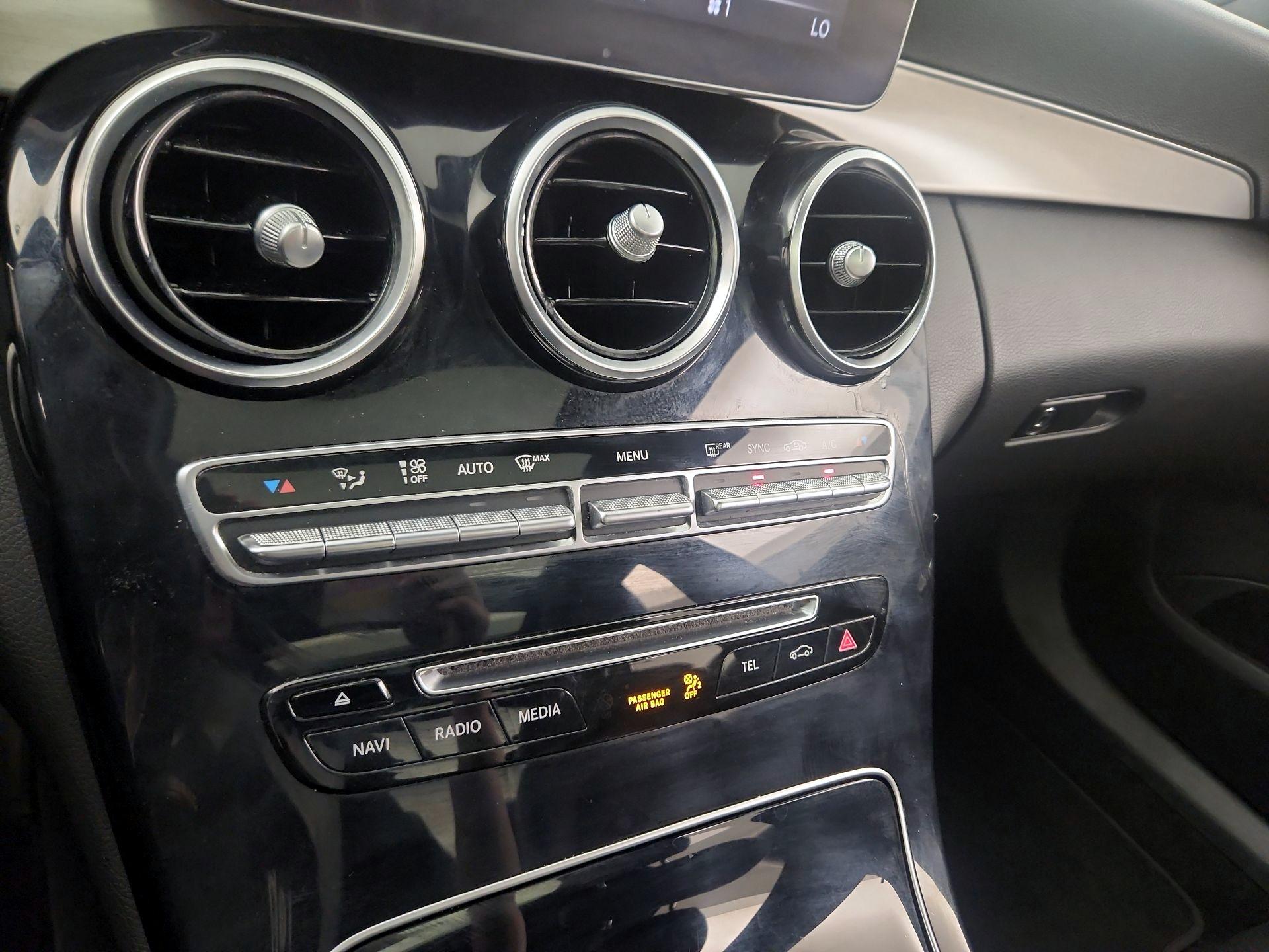 Thumbnail: 2018 Mercedes-Benz C-Class - 17