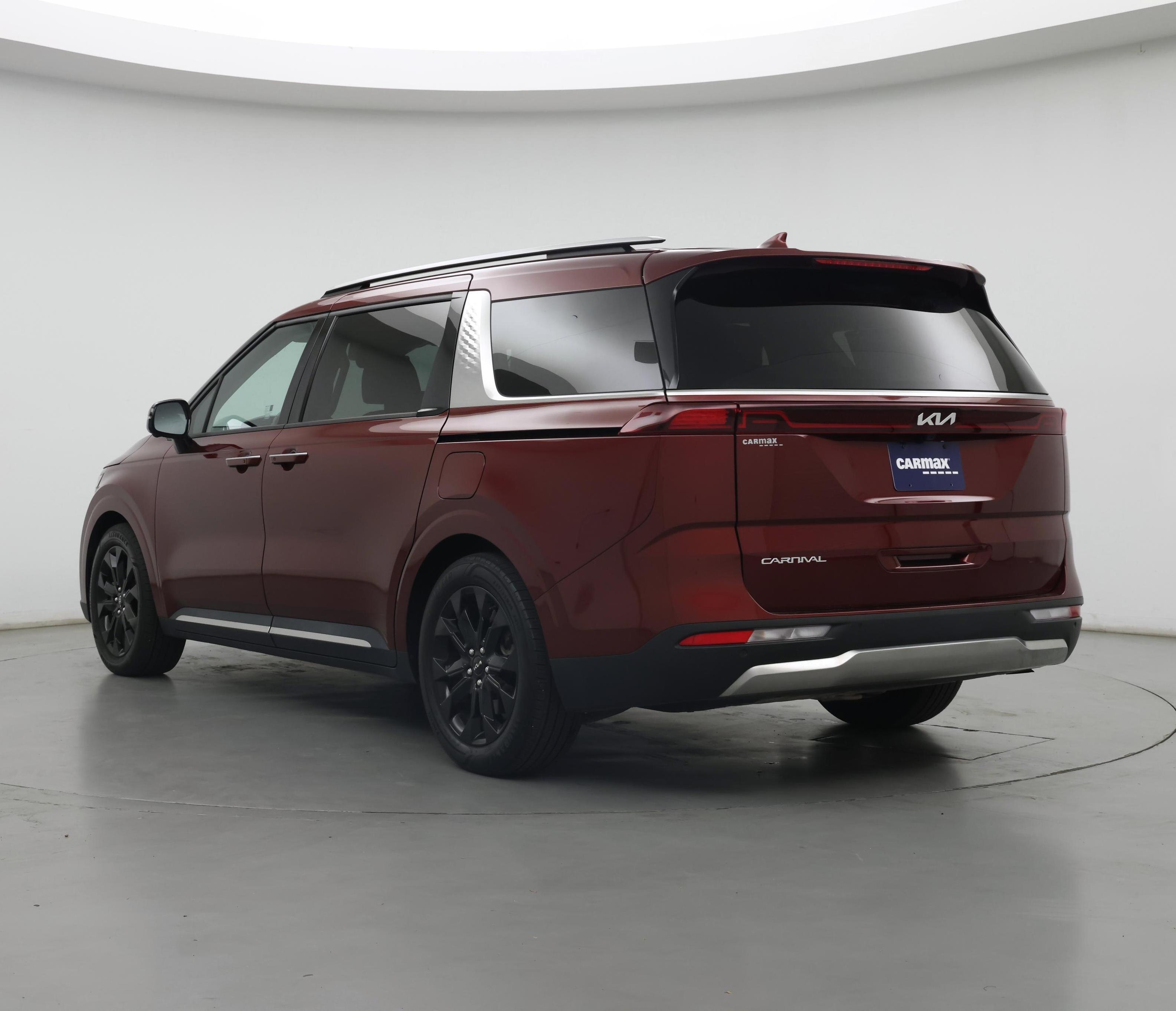 Thumbnail: 2023 Kia Carnival - 2