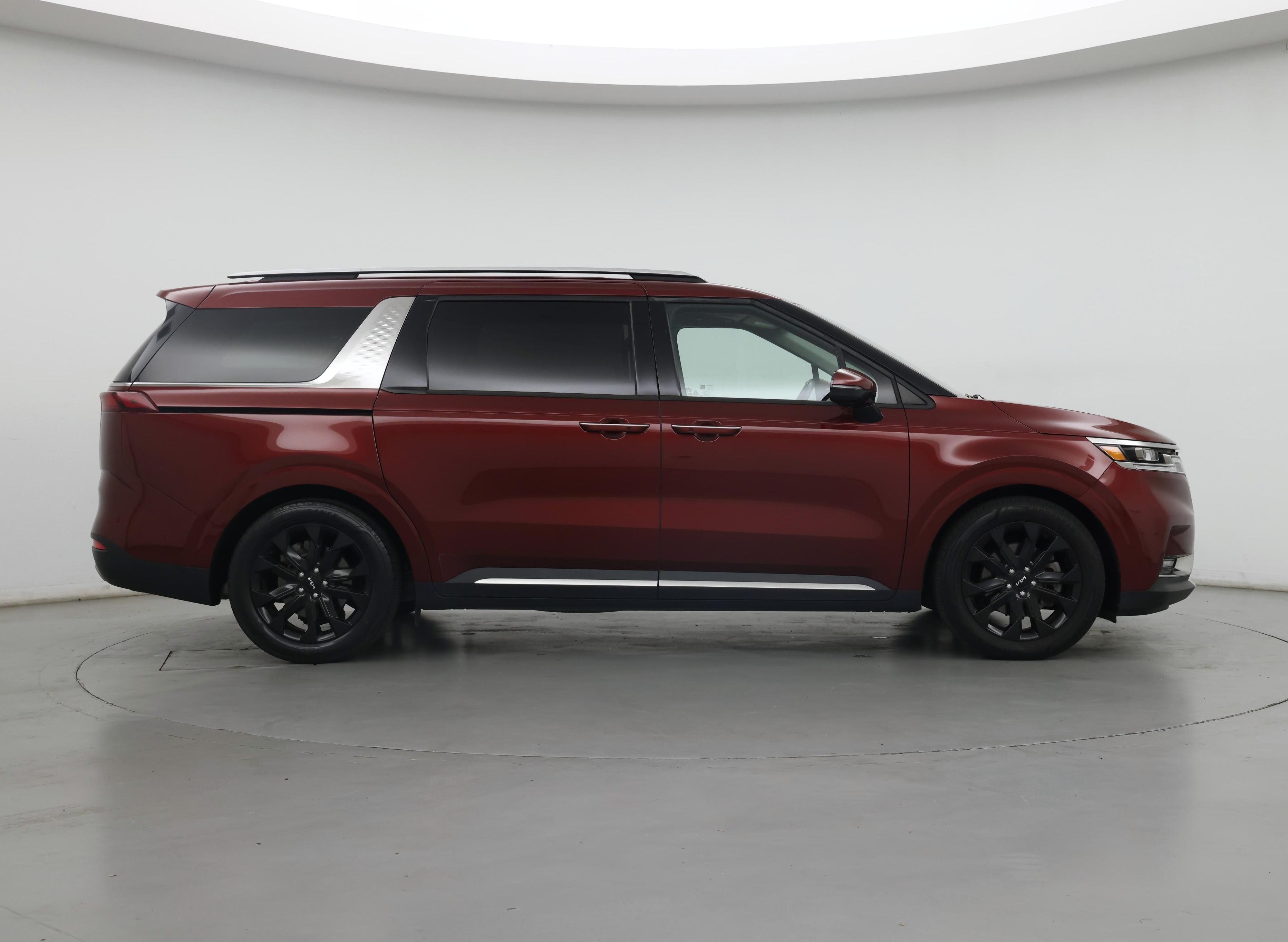 Thumbnail: 2023 Kia Carnival - 7