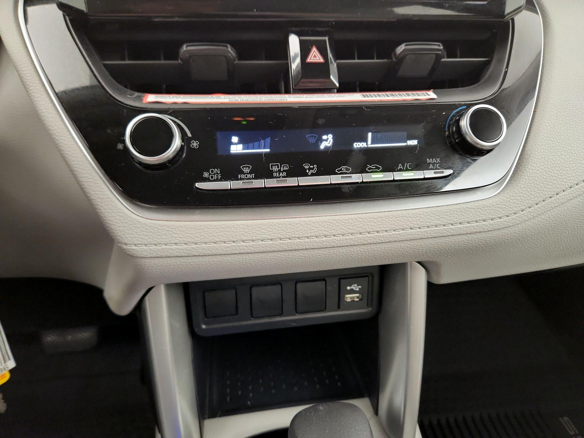 Thumbnail: 2022 Toyota Corolla Cross - 14