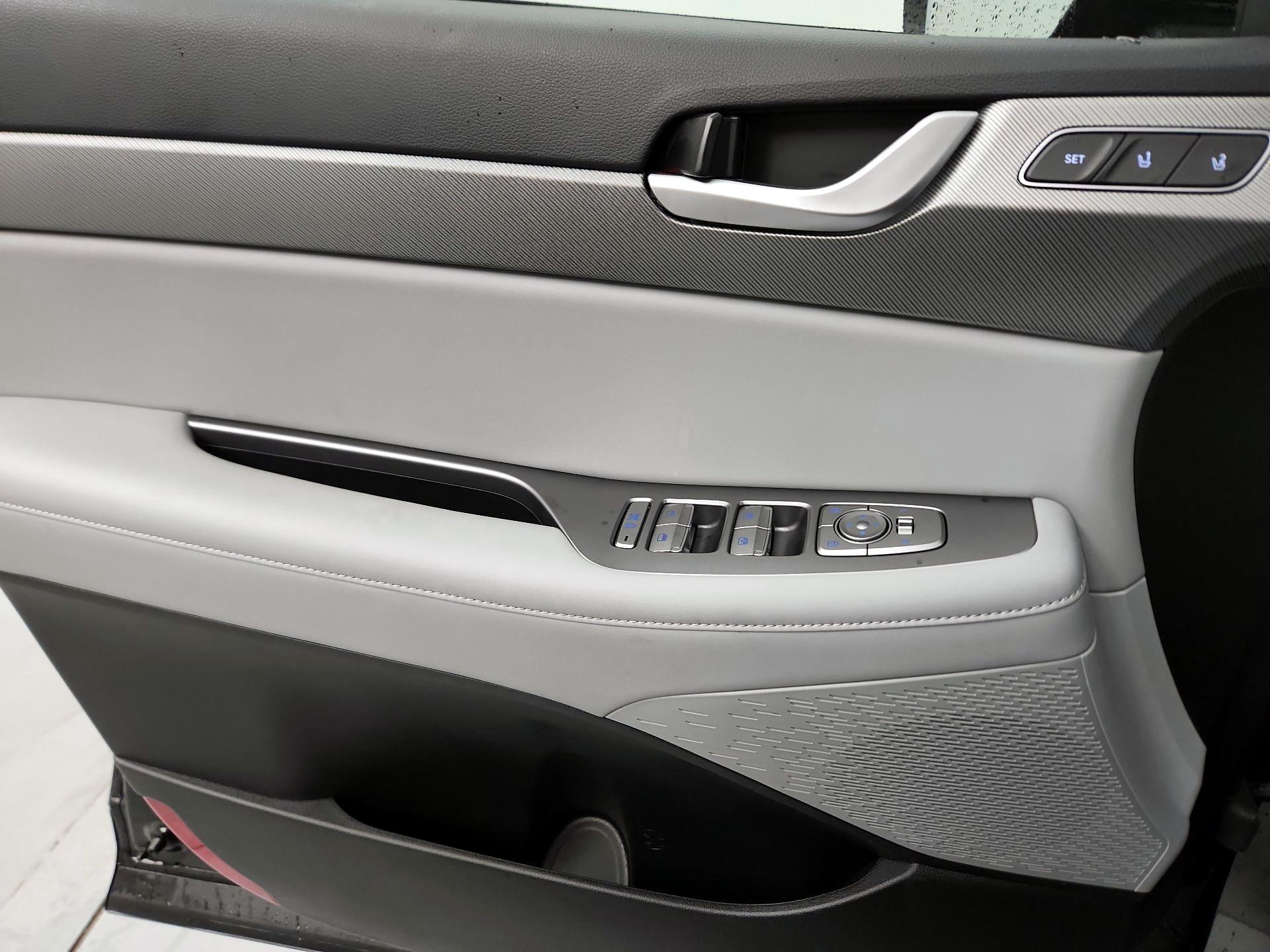 Thumbnail: 2025 Hyundai Palisade - 10