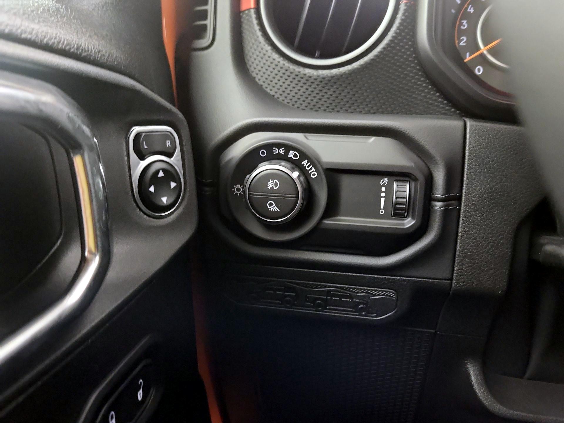 Thumbnail: 2025 Jeep Gladiator - 11