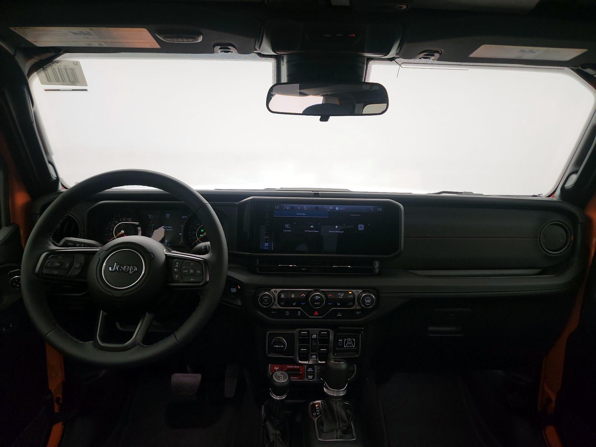 Thumbnail: 2025 Jeep Gladiator - 8