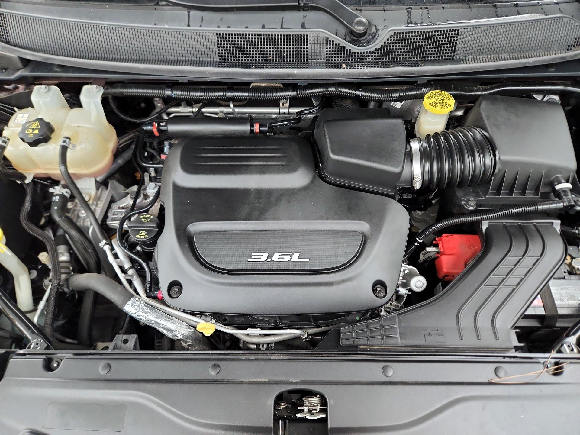 Thumbnail: 2017 Chrysler Pacifica - 20