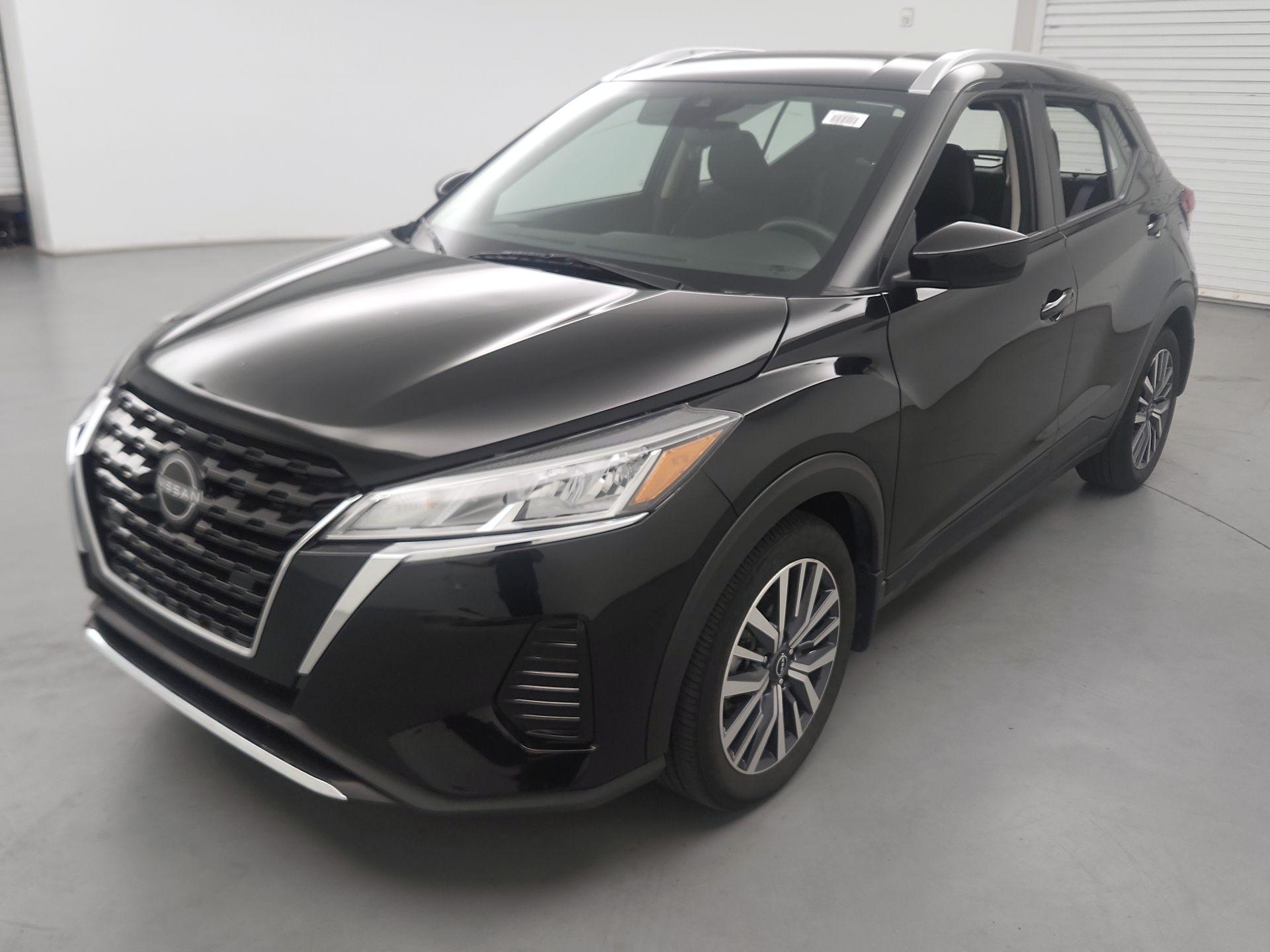 Thumbnail: 2024 Nissan Kicks - 3