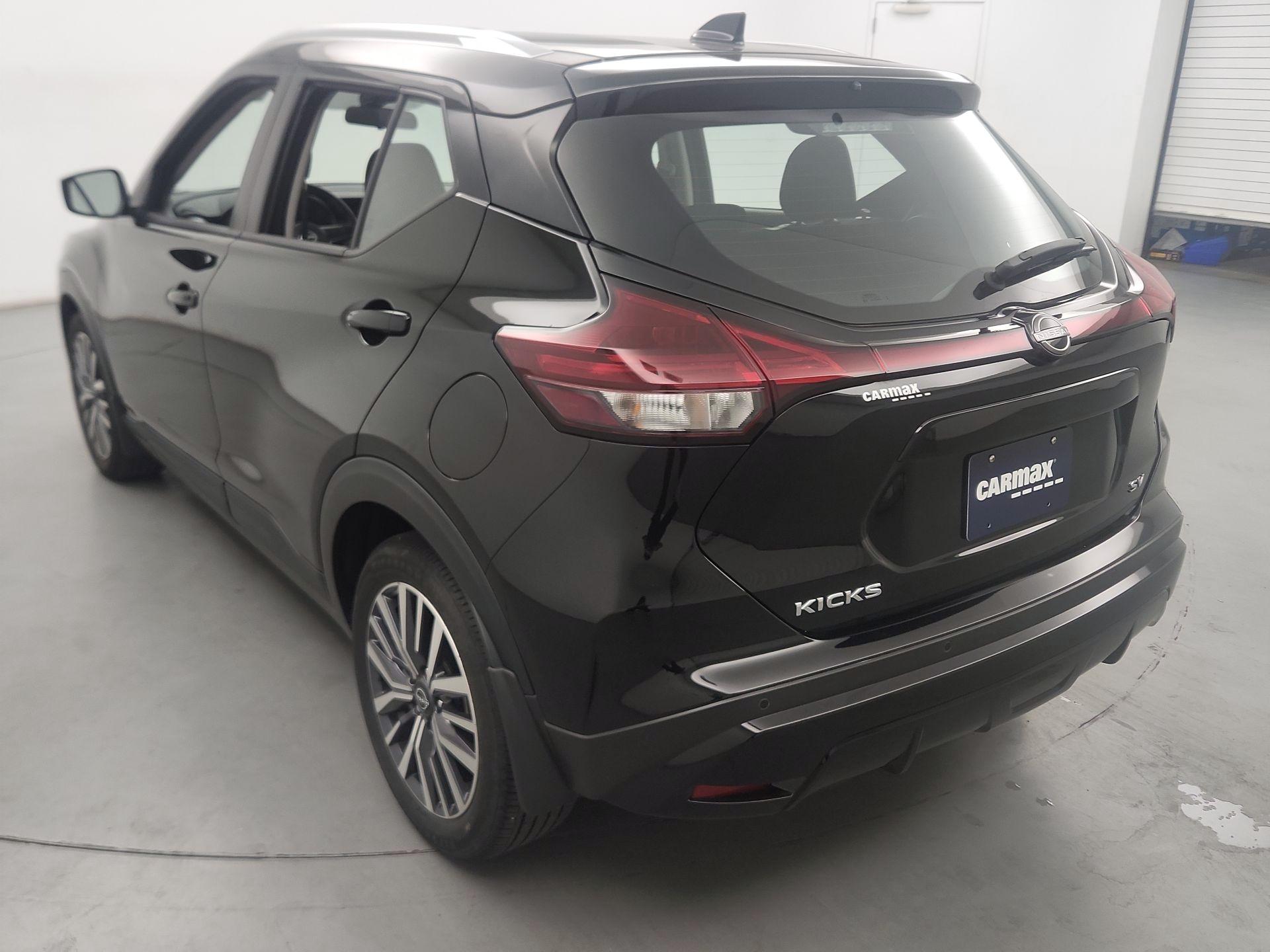 Thumbnail: 2024 Nissan Kicks - 7