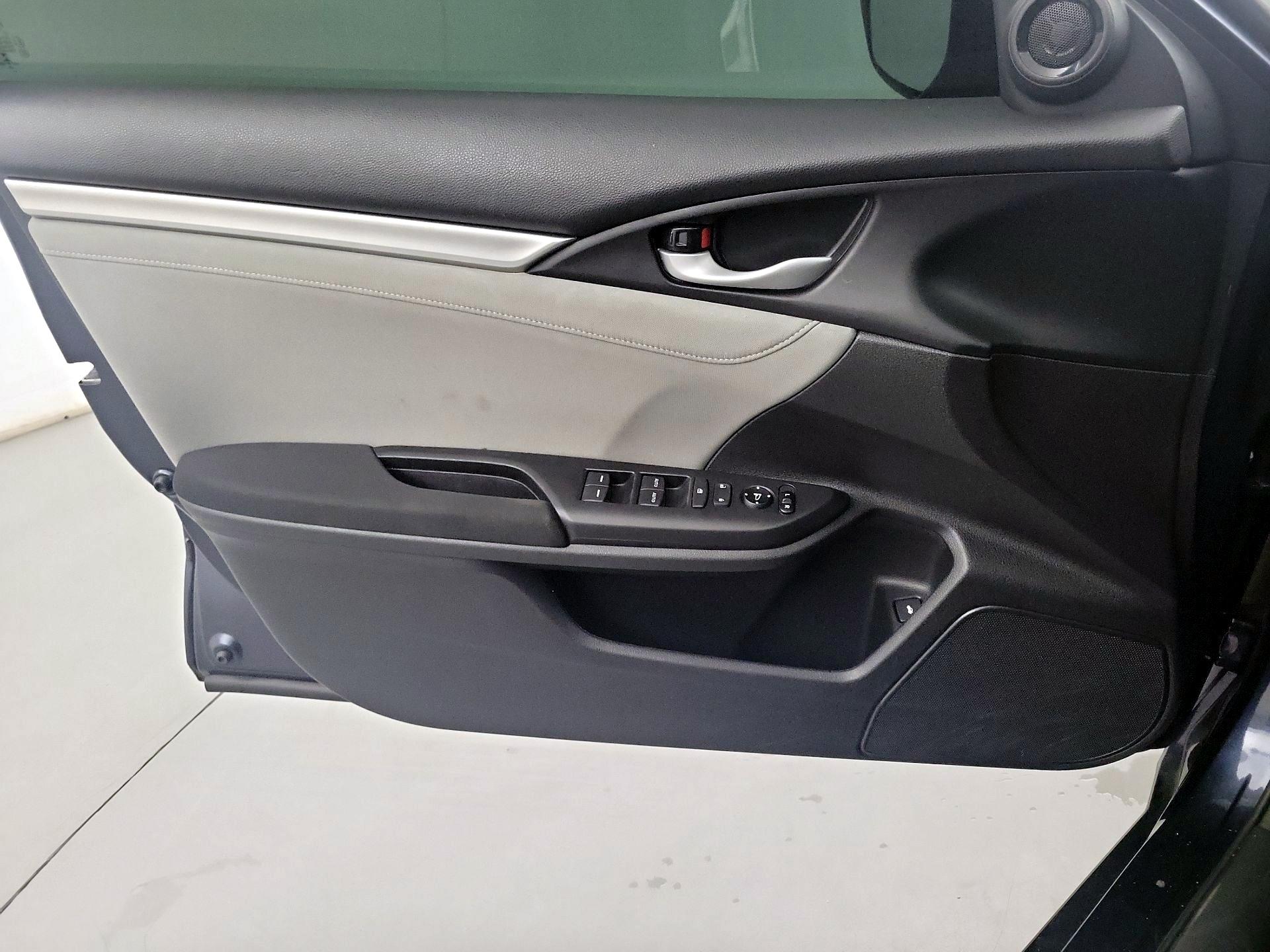 Thumbnail: 2020 Honda Civic - 10