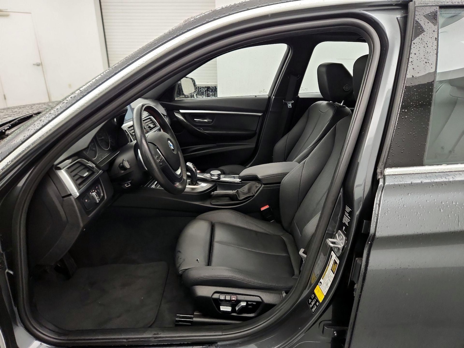2018 BMW 3 Series 330i - Photo 10