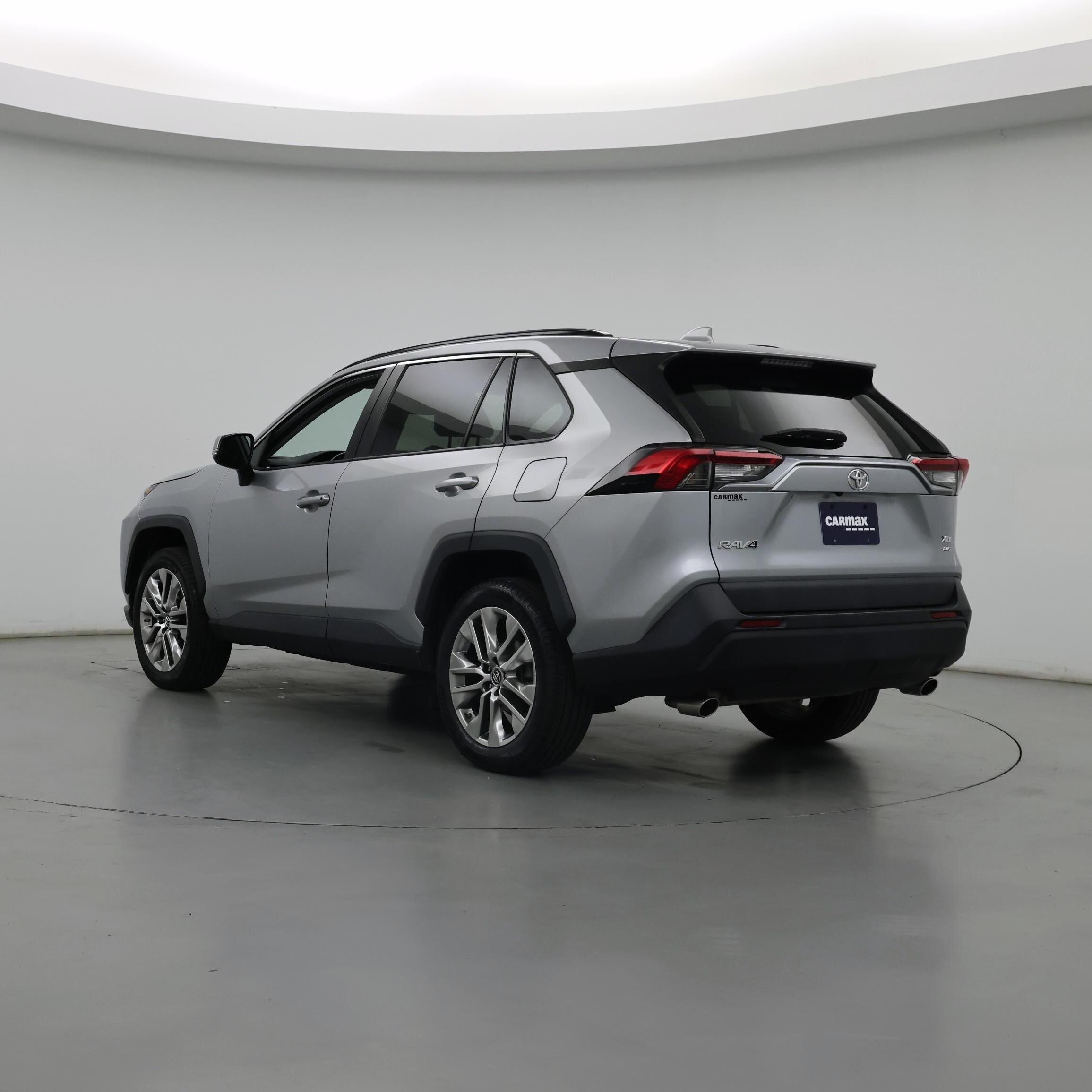 Thumbnail: 2019 Toyota RAV4 - 2