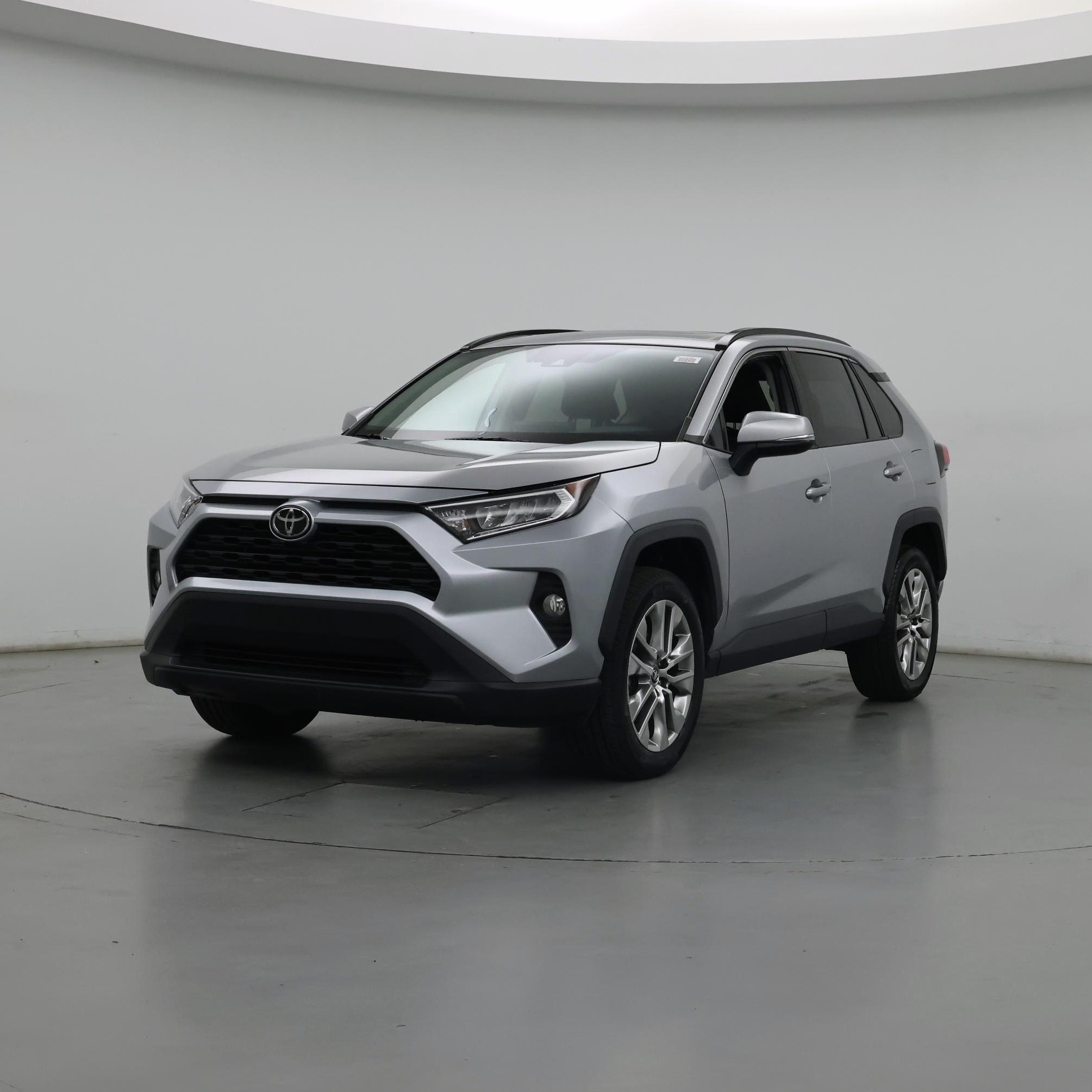 Thumbnail: 2019 Toyota RAV4 - 4