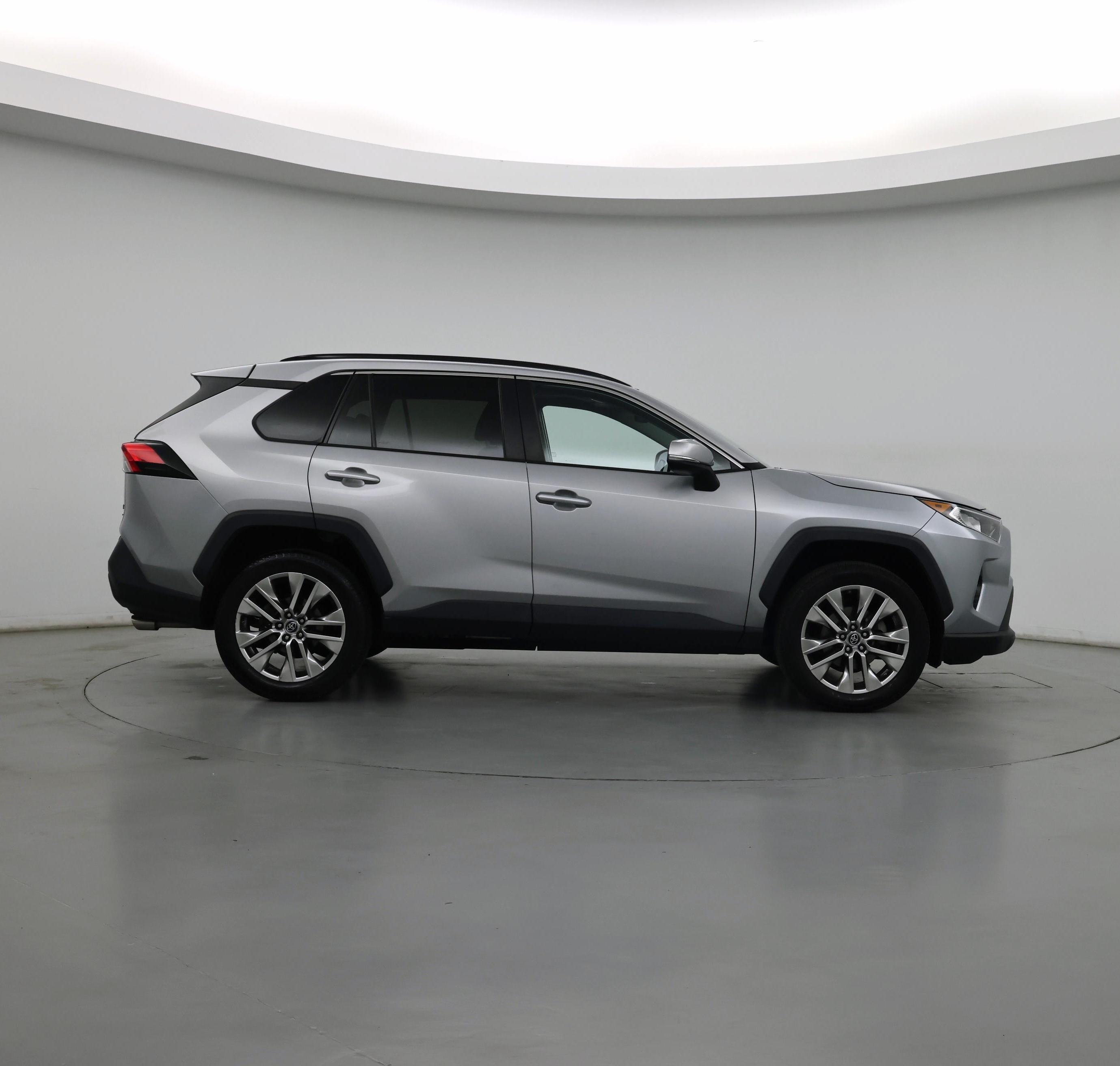 Thumbnail: 2019 Toyota RAV4 - 7